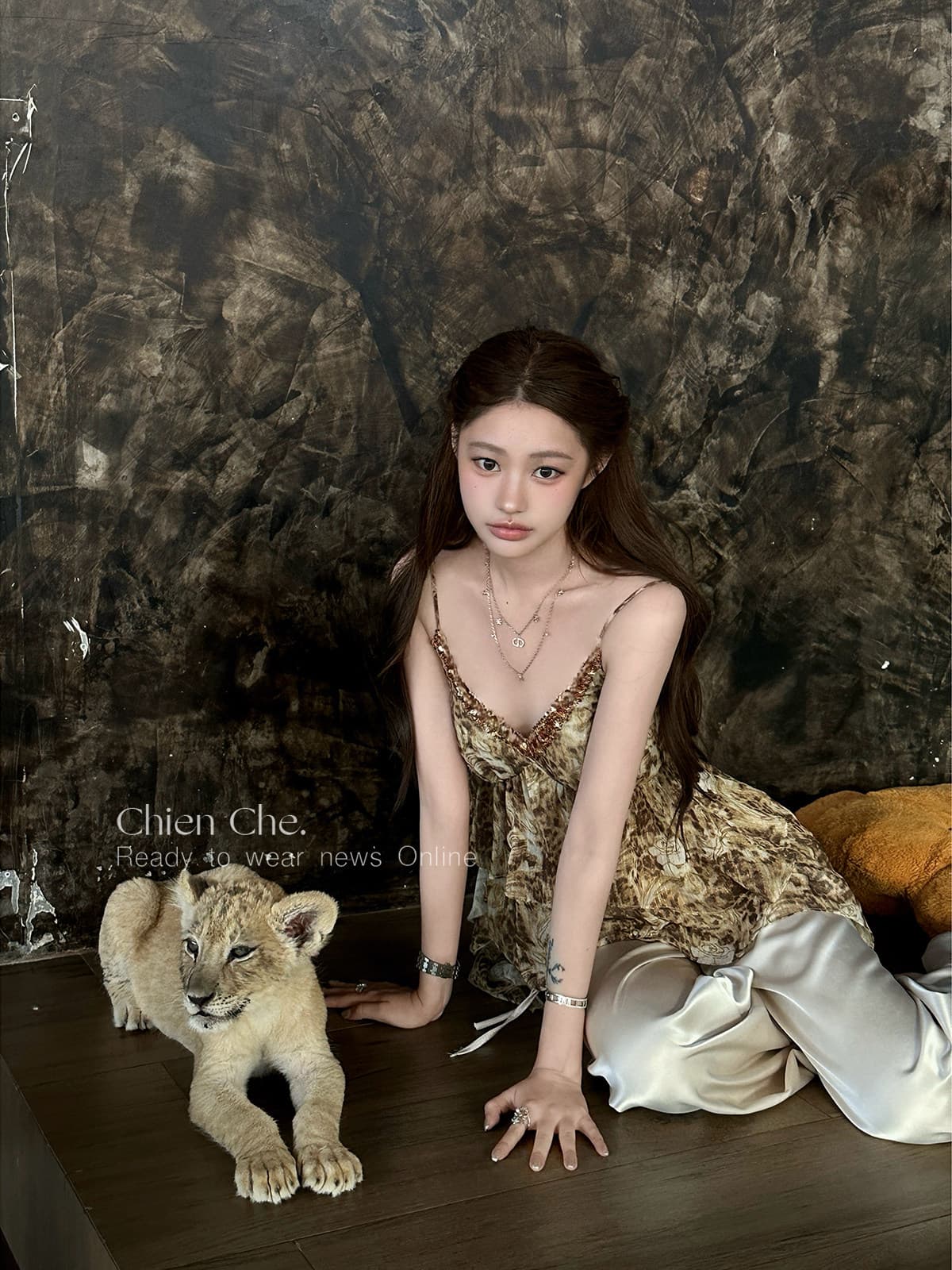 인터넷 그림 y2k 골드 밀가루 레트로 레오파드 무늬 프린트 캐미솔 여름 프릴 V넥 핫걸 맨위 여성 이미지 3