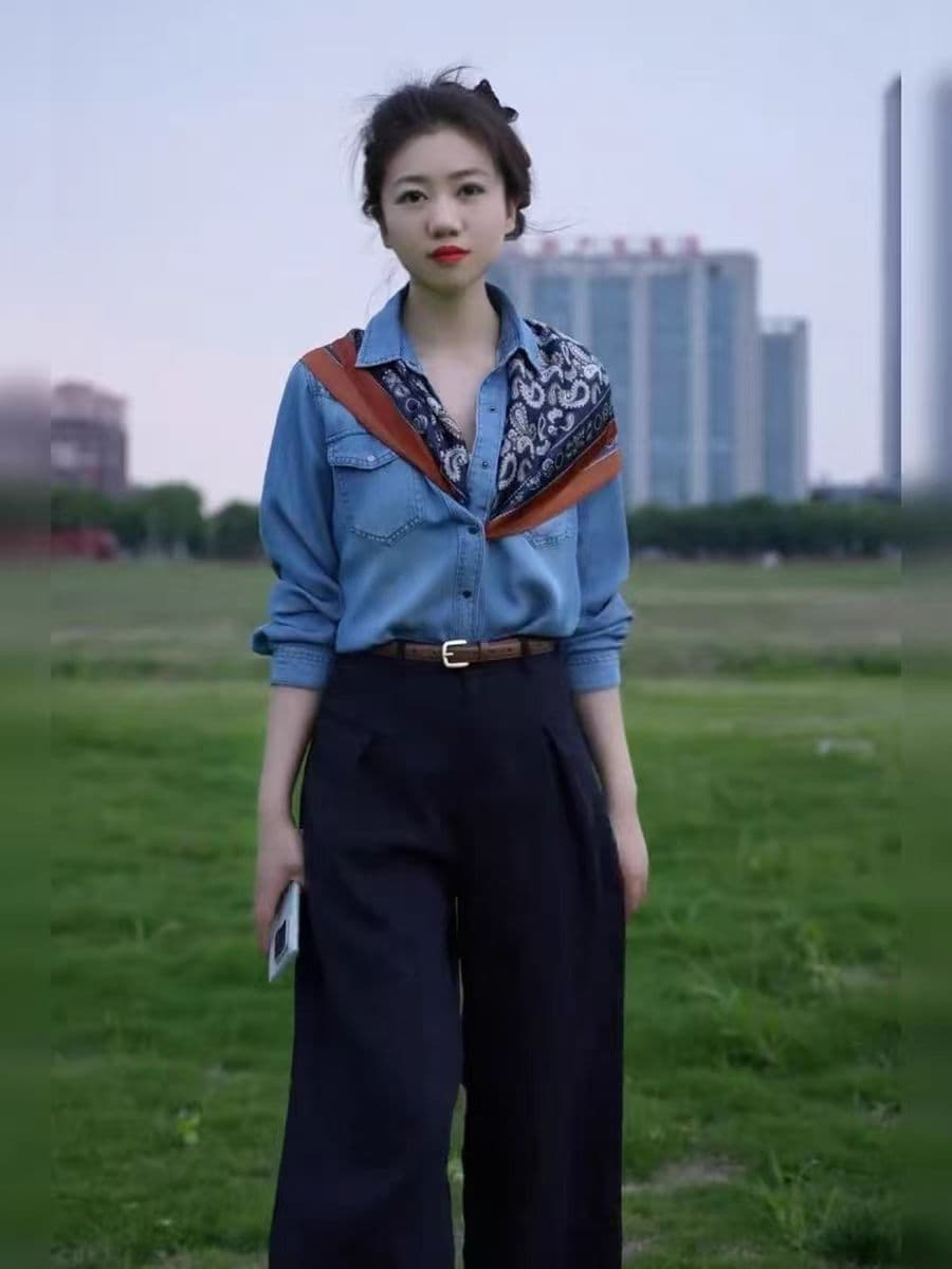 2026 봄 여름 새로운 프랑스식 사소한 고급 센스 빛 직장 출퇴근 착용 가져 가라. 긴팔 여성 셔츠 여름 맨위 얇은 스타일 상세 이미지 2