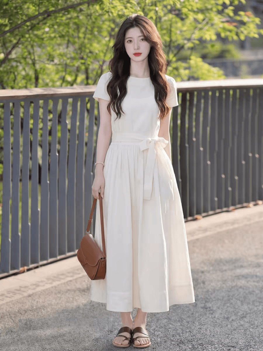 프랑스식 부드러운 바람 화이트 반팔 여성 드레스 2026 여름 새로운 품격 고급 센스 허리 수축 레이스업 롱 스커트