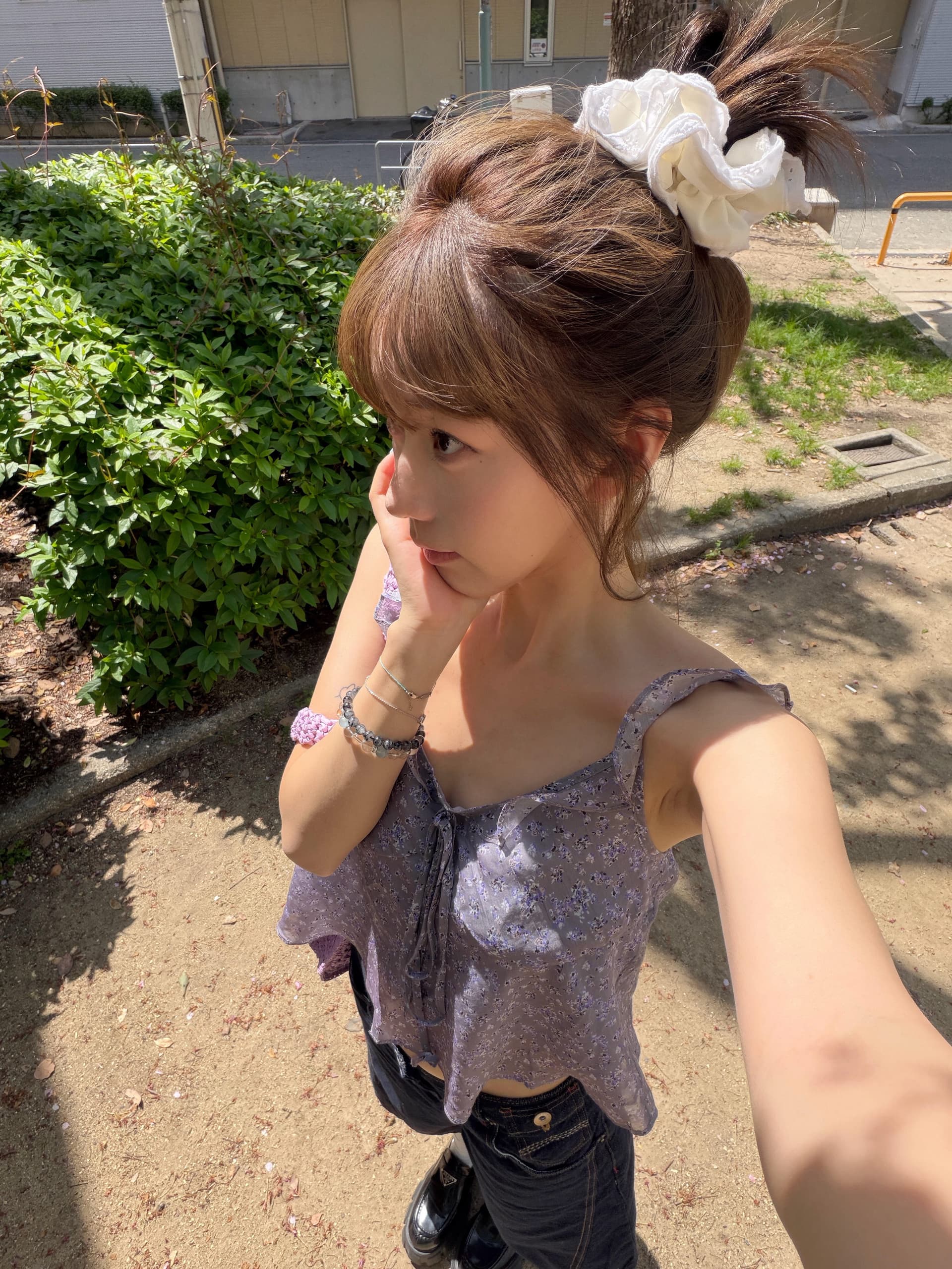 프릴 쉬폰 꽃무늬 캐미솔 여성 짧은 여름 루즈핏 슬림해 보이는 민소매 조끼 맨위 품격 이미지 3