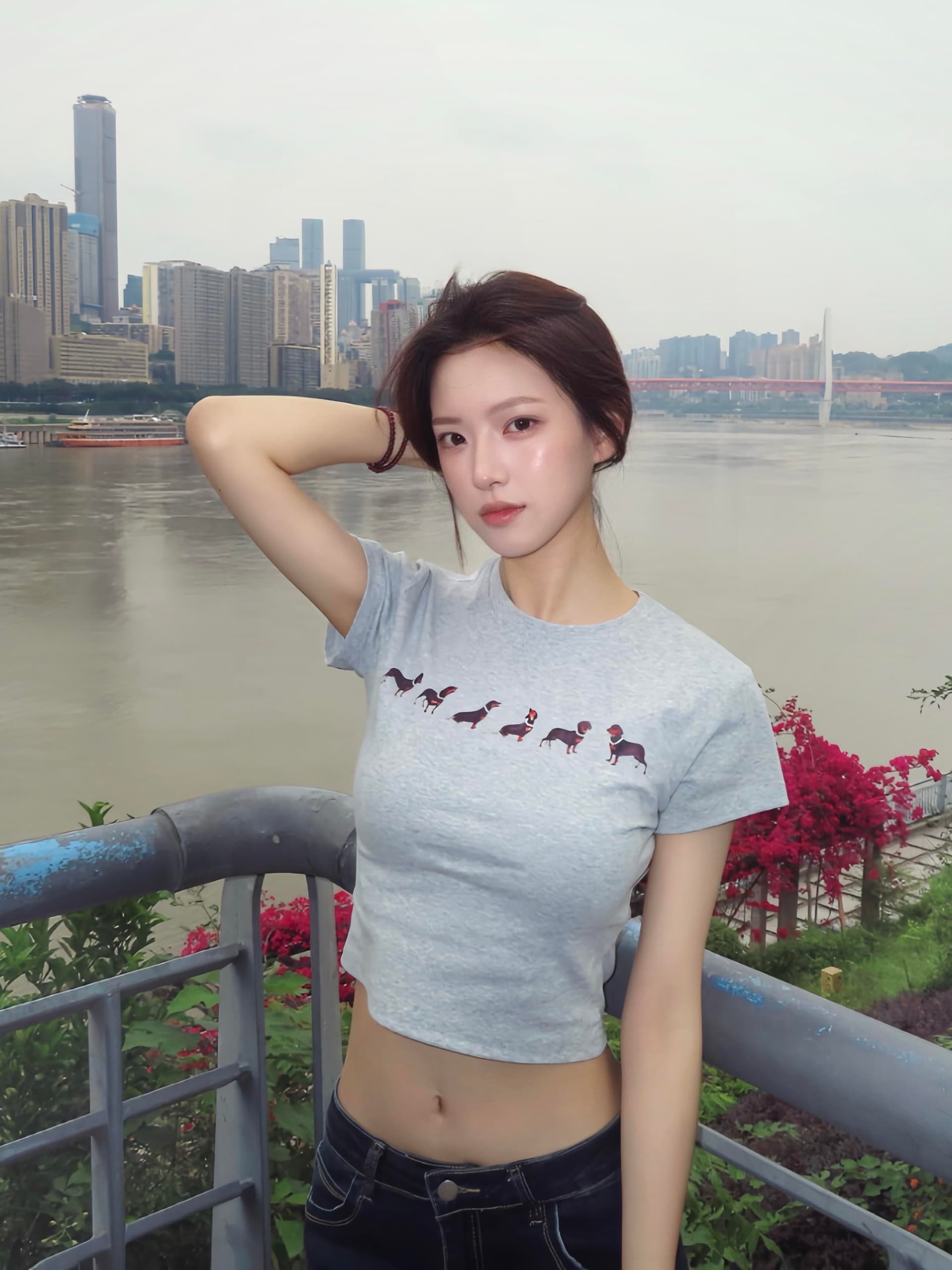 핫걸 jennie 같은 단락 닥스 훈트 티셔츠 여성 여름 쇼트 스타일 몸매 가꾸기 라운드 넥 작은 대중 반팔 맨위 이미지 4
