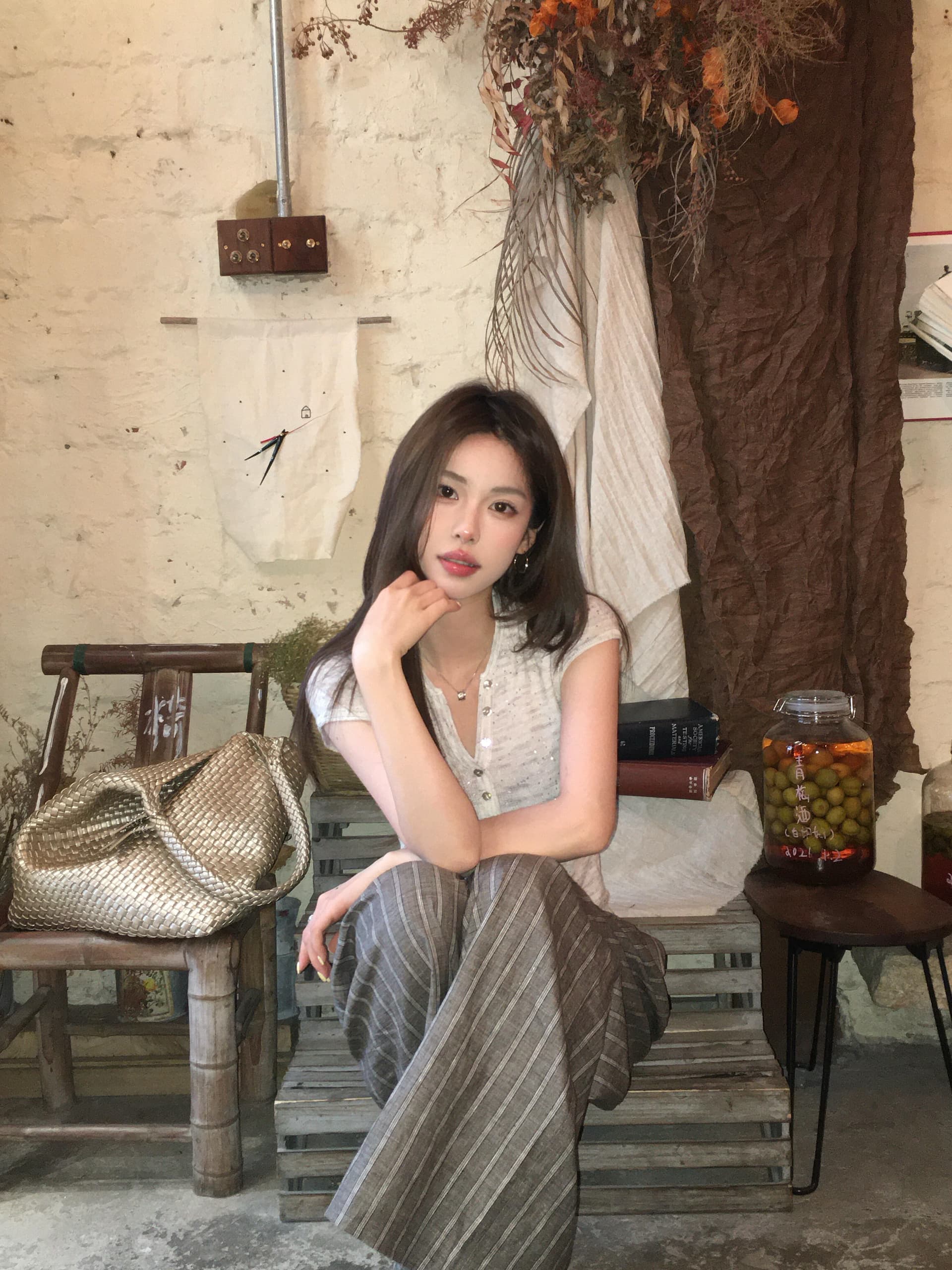 익스트림 제인 빛 틈 면 린넨 혼방 스팽글 팬시 실 긍정적 인 어깨 헨리 칼라 반팔 티셔츠 맨위 여성 상세 이미지 3