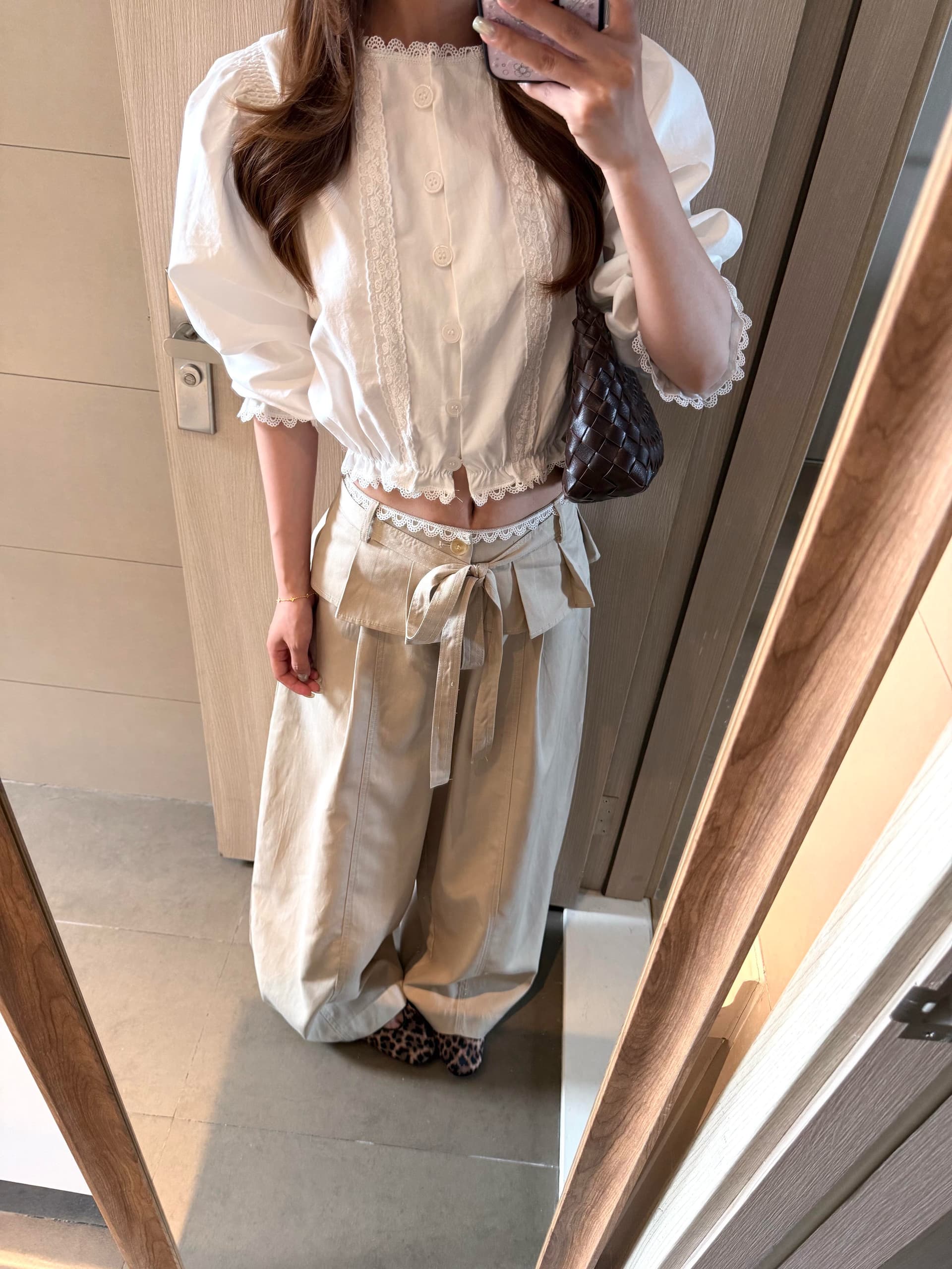 7부 소매 여성 셔츠 한 부서 출퇴근 카키 색 프릴 와이드 레그 팬츠 상세 이미지 1