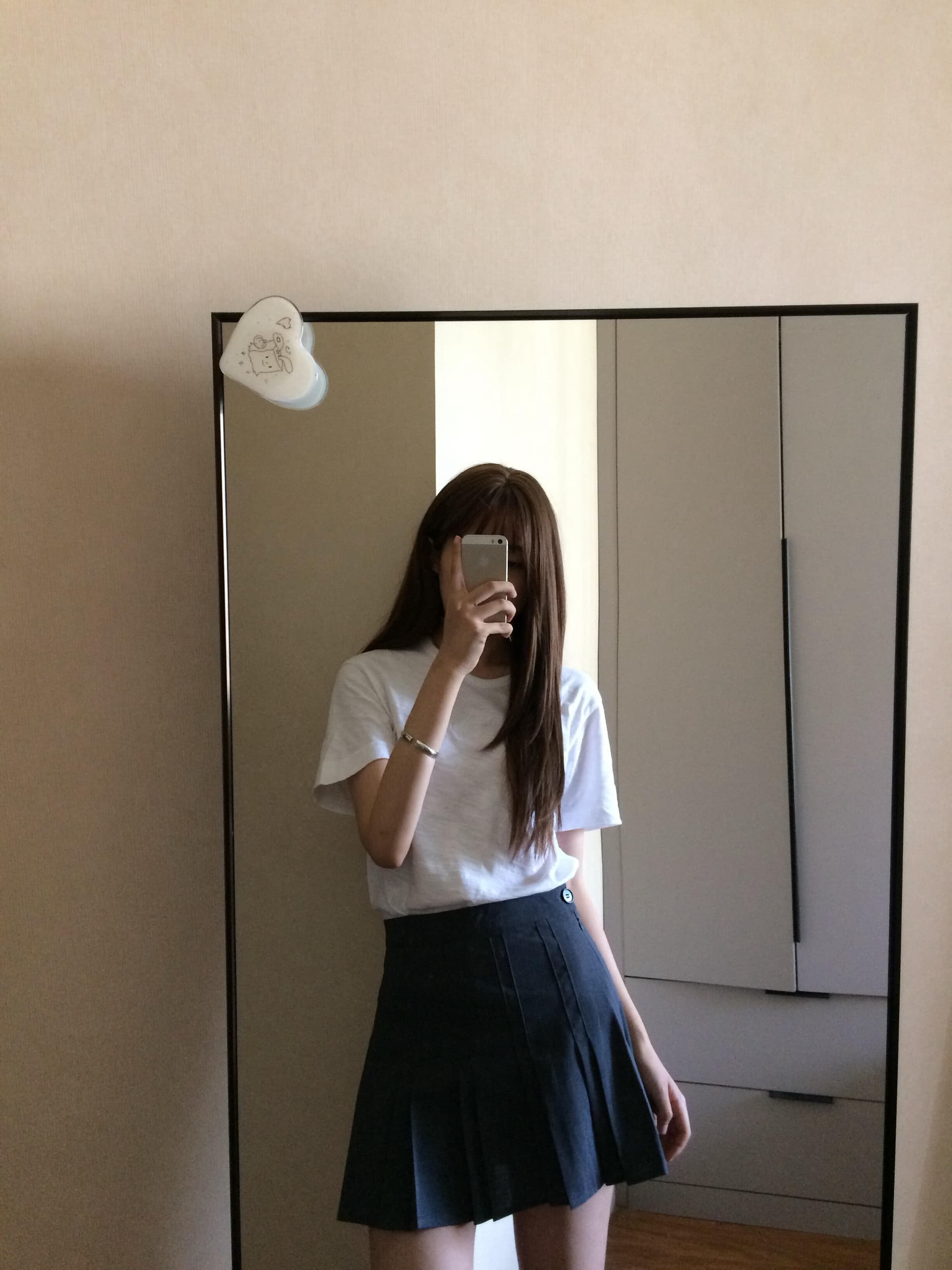 콩 찬 dazzlingbean 작은 곰 패치 자수 화이트 반팔 티셔츠 여성 여름 얇은 스타일 긍정적 인 어깨 티셔츠 맨위 상세 이미지 3