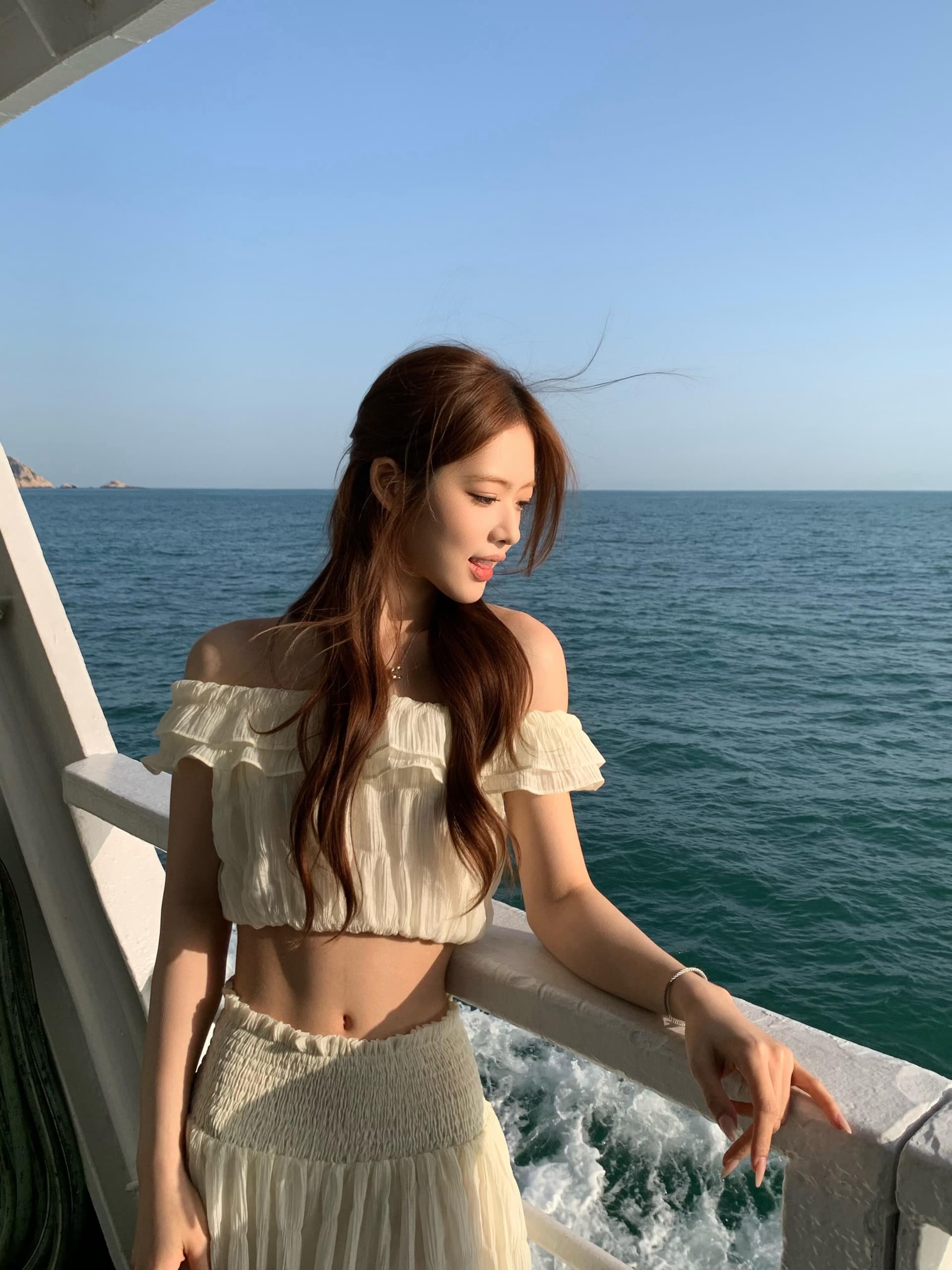 휴가 바람 구름 주름 프릴 보트넥 로우 웨이스트 롱 스커트 상세 이미지 6