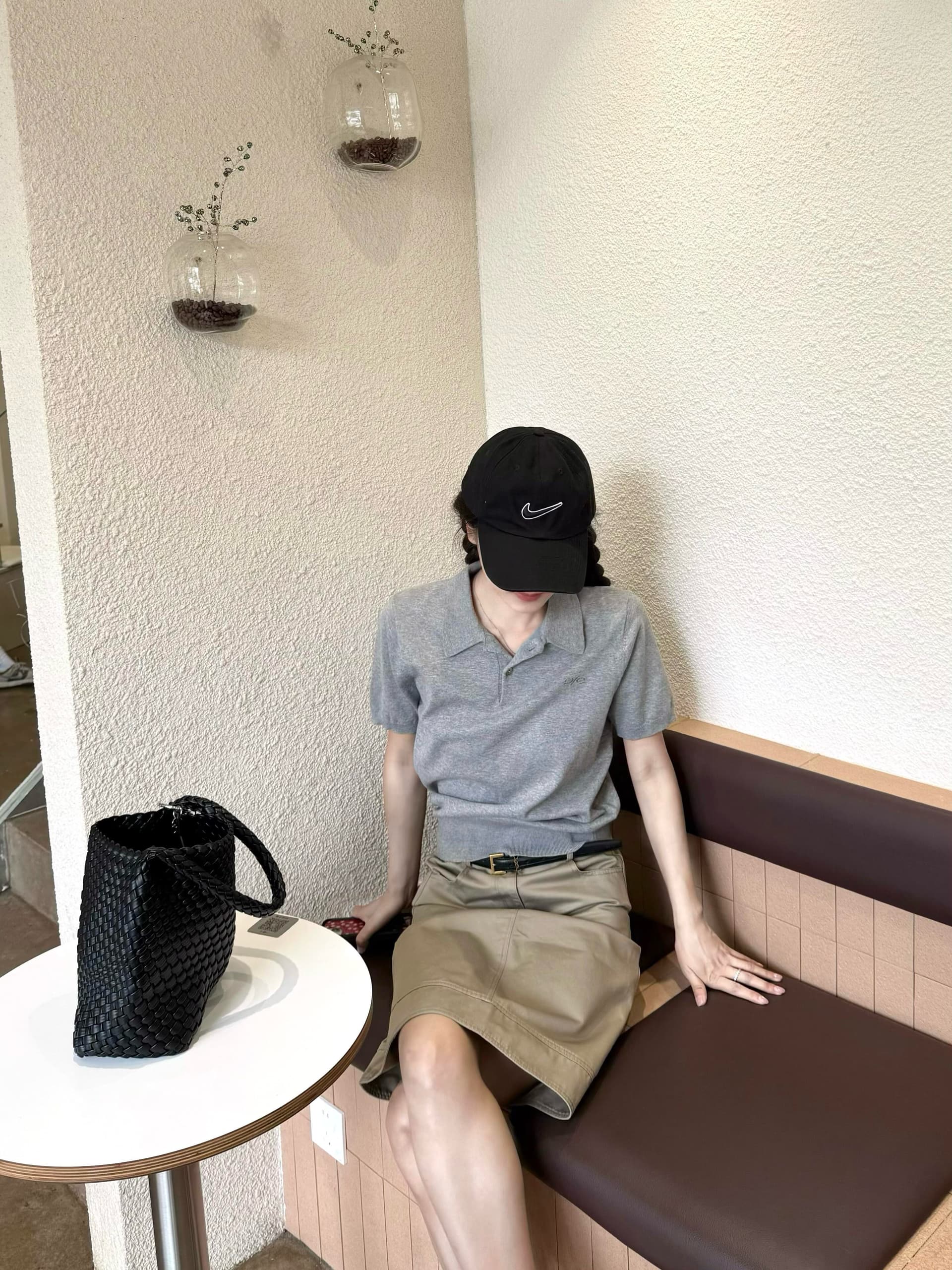 여름 단색 레트로 니트 반팔 폴로 칼라 버튼 POLO 셔츠 여성 알파벳 자수 새로운 티셔츠 상세 이미지 8