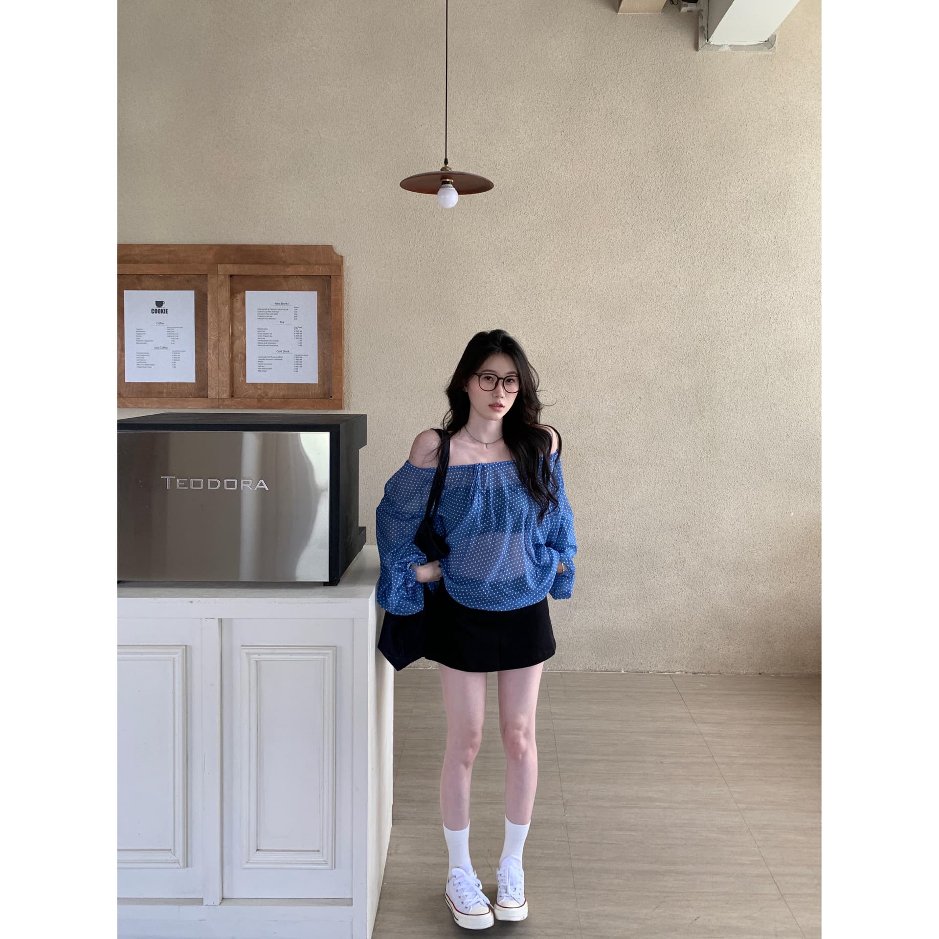오프숄더 도트 무늬 레이스업 얇은 스타일 시폰 셔츠 여성 여름 루즈핏 마이크로 ~을 통해 디자인 센스 긴팔 맨위 이미지 5