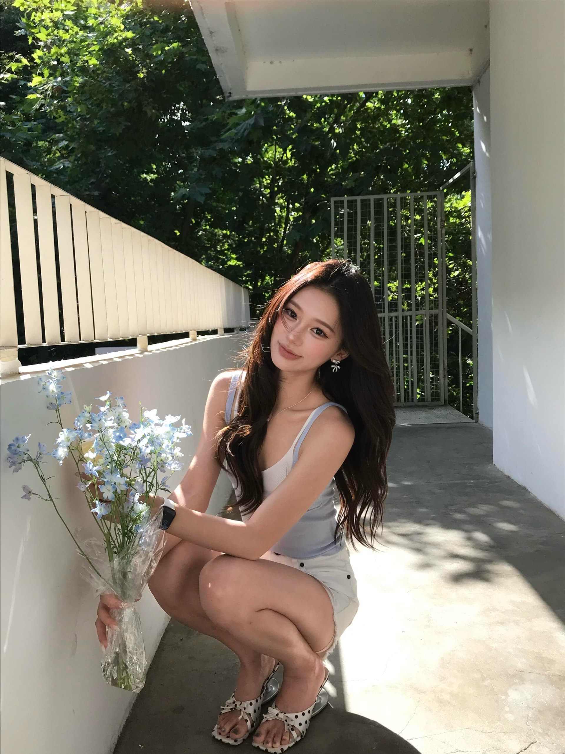 새로운 여름 페이크 레이어드 맨위 여성 패션 외국 가스 몸매 가꾸기 슬림해 보이는 캐미솔 외출용 쇼트 스타일 여성 의류 상세 이미지 6