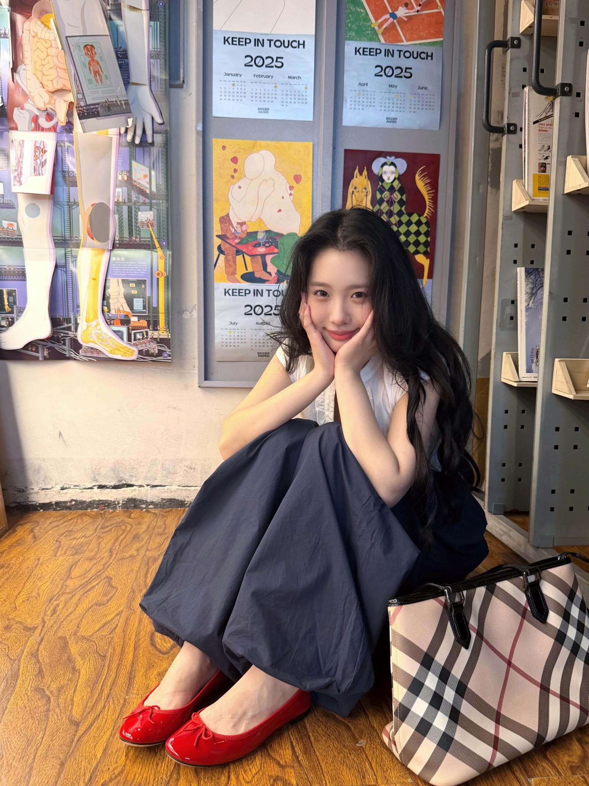 봄 여름 아메리칸 레트로 레이스 V넥 단추 슬림해 보이는 허리 수축 셔츠 화이트 반팔 미니멀리즘 다용도 여성 켜기 상세 이미지 1