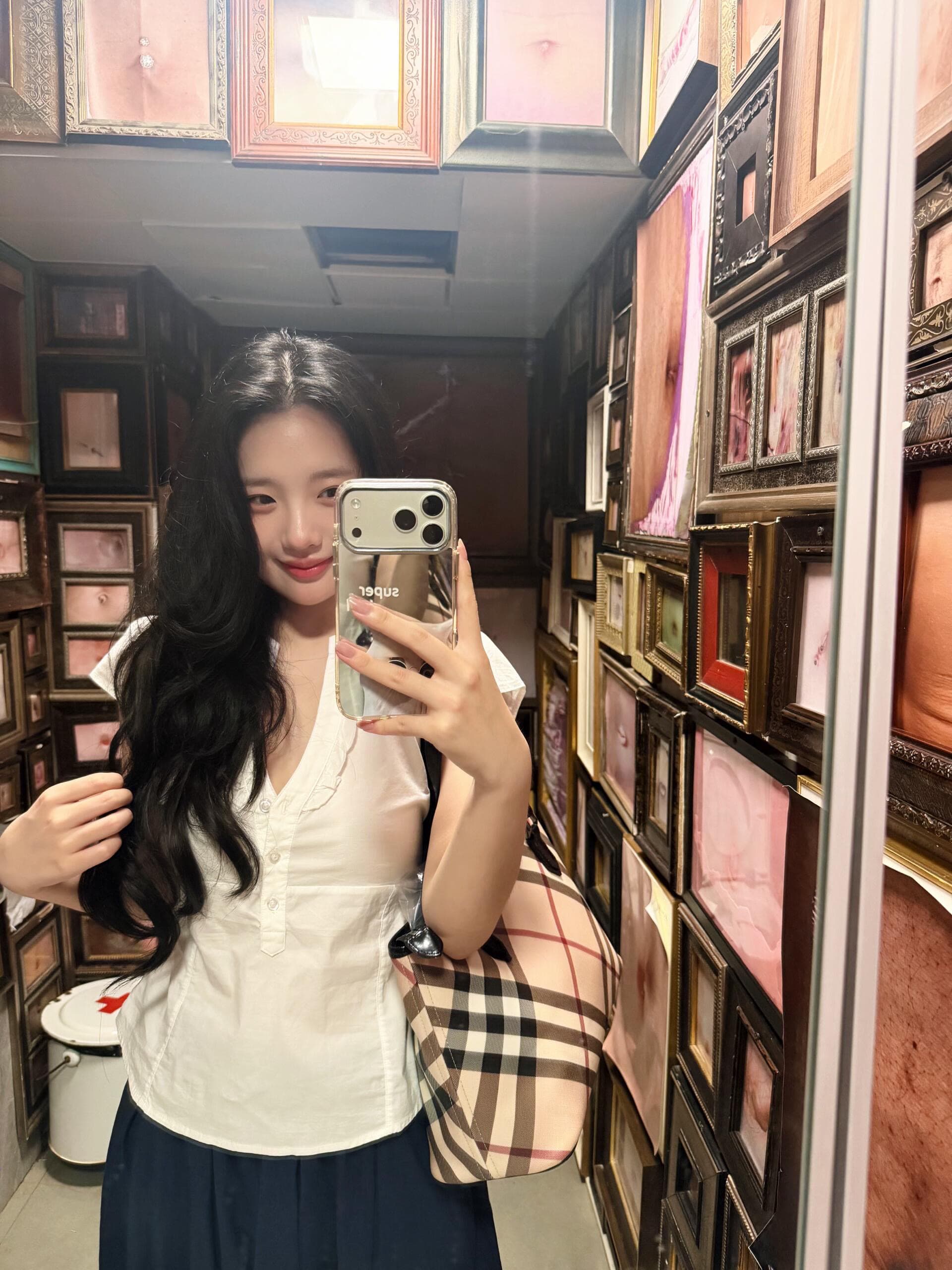 봄 여름 아메리칸 레트로 레이스 V넥 단추 슬림해 보이는 허리 수축 셔츠 화이트 반팔 미니멀리즘 다용도 여성 켜기 상세 이미지 8