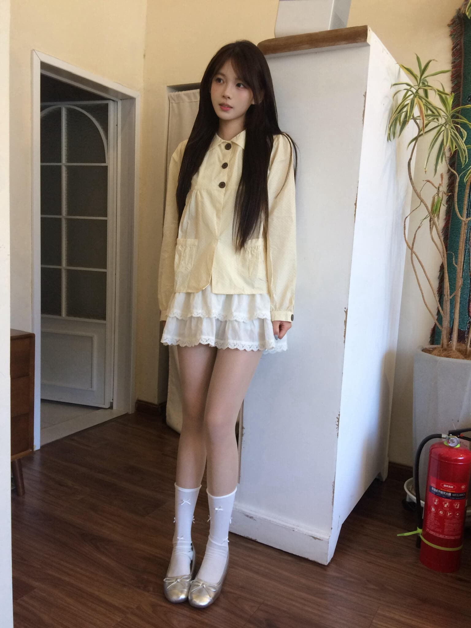 베이비 칼라 도트 무늬 주머니 주름 반팔 티셔츠 여성 여름 새로운 레트로 캐주얼 슬림해 보이는 인형 셔츠 셔츠 상세 이미지 1