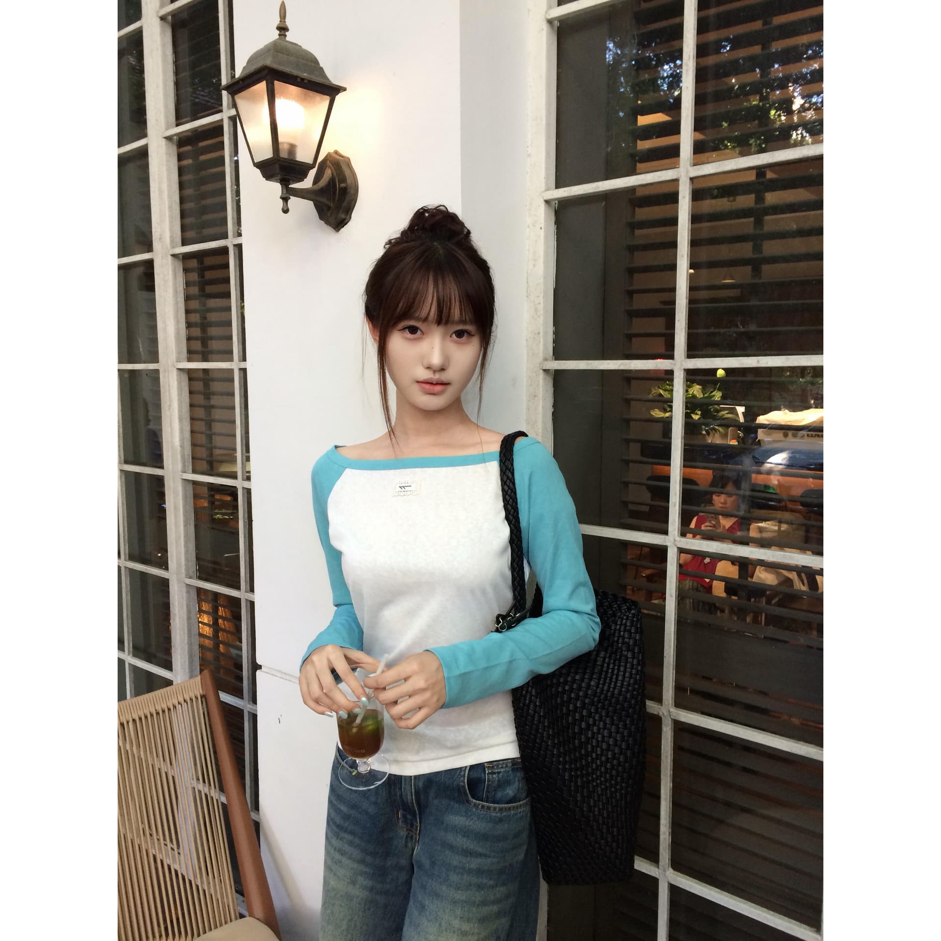 한 부서 패치워크 색상 오프숄더 삽입 어깨 소매 길이 소매 티셔츠 느긋한 느슨함 센스 몸매 가꾸기 슬림해 보이는 다용도 맨위 이미지 5