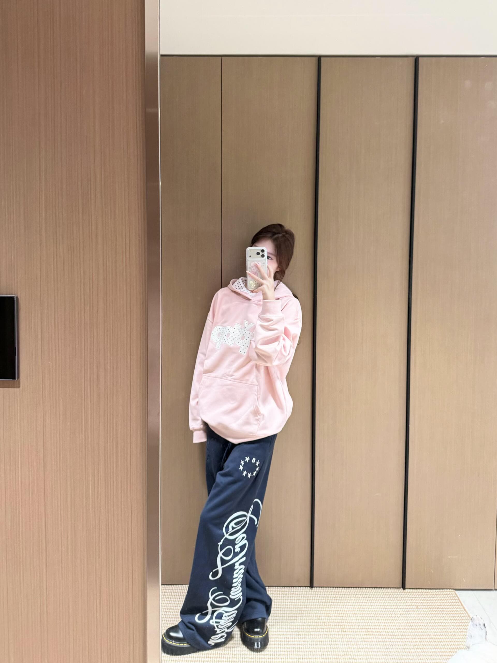 도트 무늬 패치 자수 후드 티 스웨터 한 부서 루즈핏 다용도 후드 캐주얼 맨위 봄 가을 커플 이미지 2