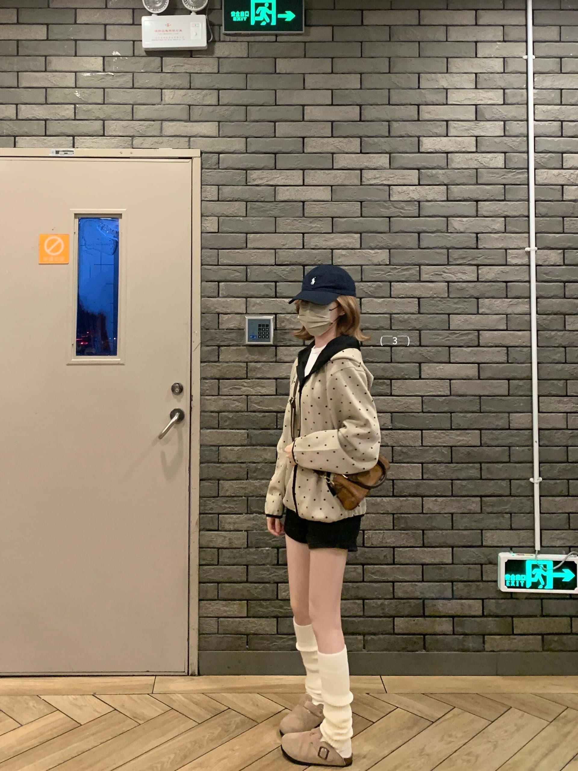 도트 무늬 후드 오픈 가디건 남녀 루즈핏 명중 검은 색 테두리 자수 지퍼 캐주얼 후드티 재킷 이미지 2