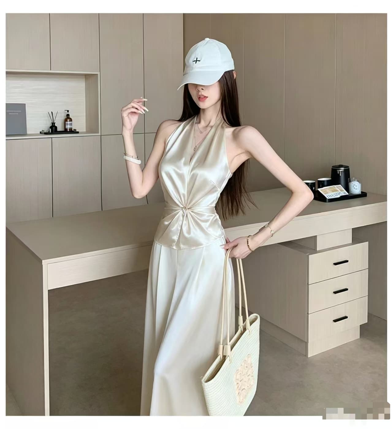 로얄 자매 품격 새틴 백리스 행침 목 캐미솔 비틀림 주름 허리 수축 민소매 맨위 넓은 다리 캐주얼 바지 이미지 2