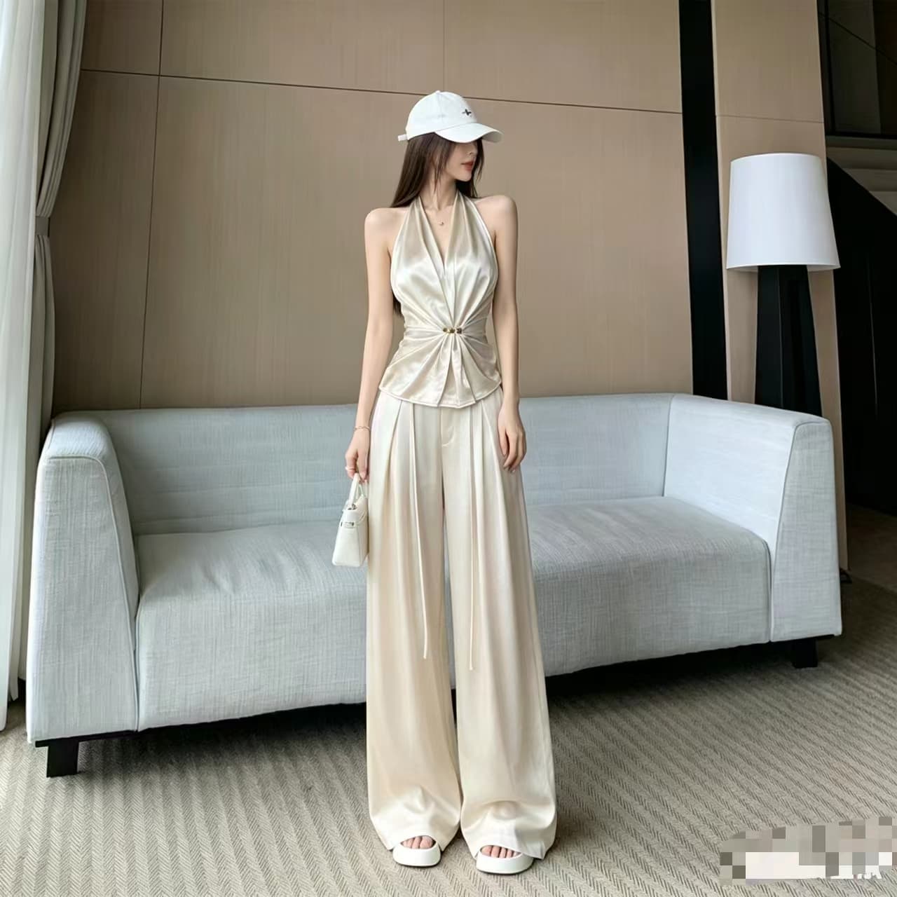 로얄 자매 품격 새틴 백리스 행침 목 캐미솔 비틀림 주름 허리 수축 민소매 맨위 넓은 다리 캐주얼 바지 이미지 5