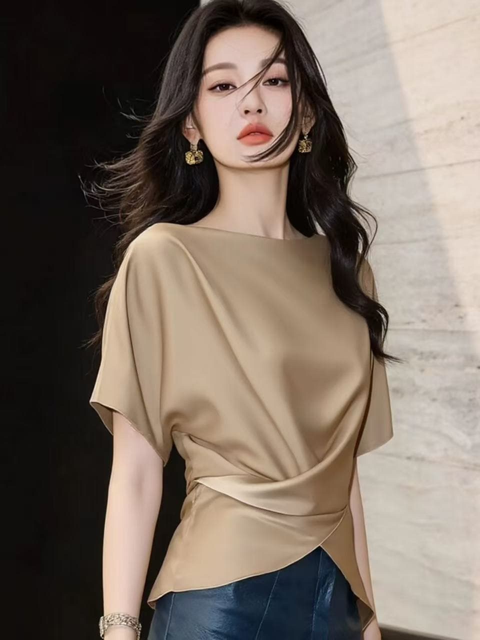샴페인 십자가 허리 수축 여성 셔츠 여름 빛 사람들 코치 착용 가져 가라. 품격 고급 센스 빛 럭셔리 연령 감소 외국 가스 맨위 이미지 4
