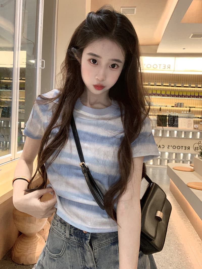 실사 220 그램 원본 원단 스트라이프 반팔 티셔츠 여름 2026 트렌디 긍정적 인 어깨 몸매 가꾸기 쇼트 스타일 라운드 넥 맨위 여성 의류 상세 이미지 27