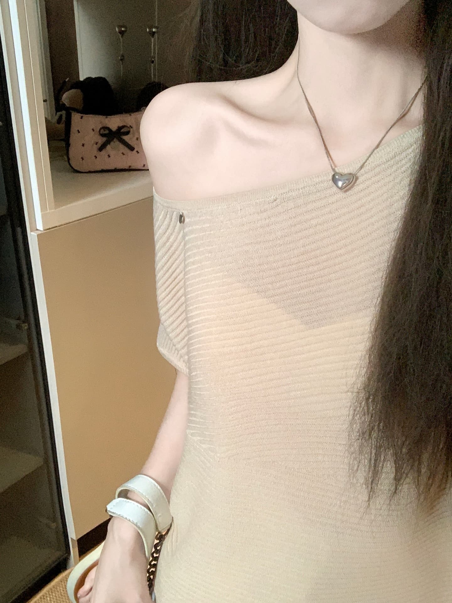 물건 가져 오기 ~까지 Daxi 하오 b03c 2026 년 여름 새로운 비스듬한 칼라 배트윙 소매 둘 착용 슬림해 보이는 니트 작은 셔츠 상세 이미지 10