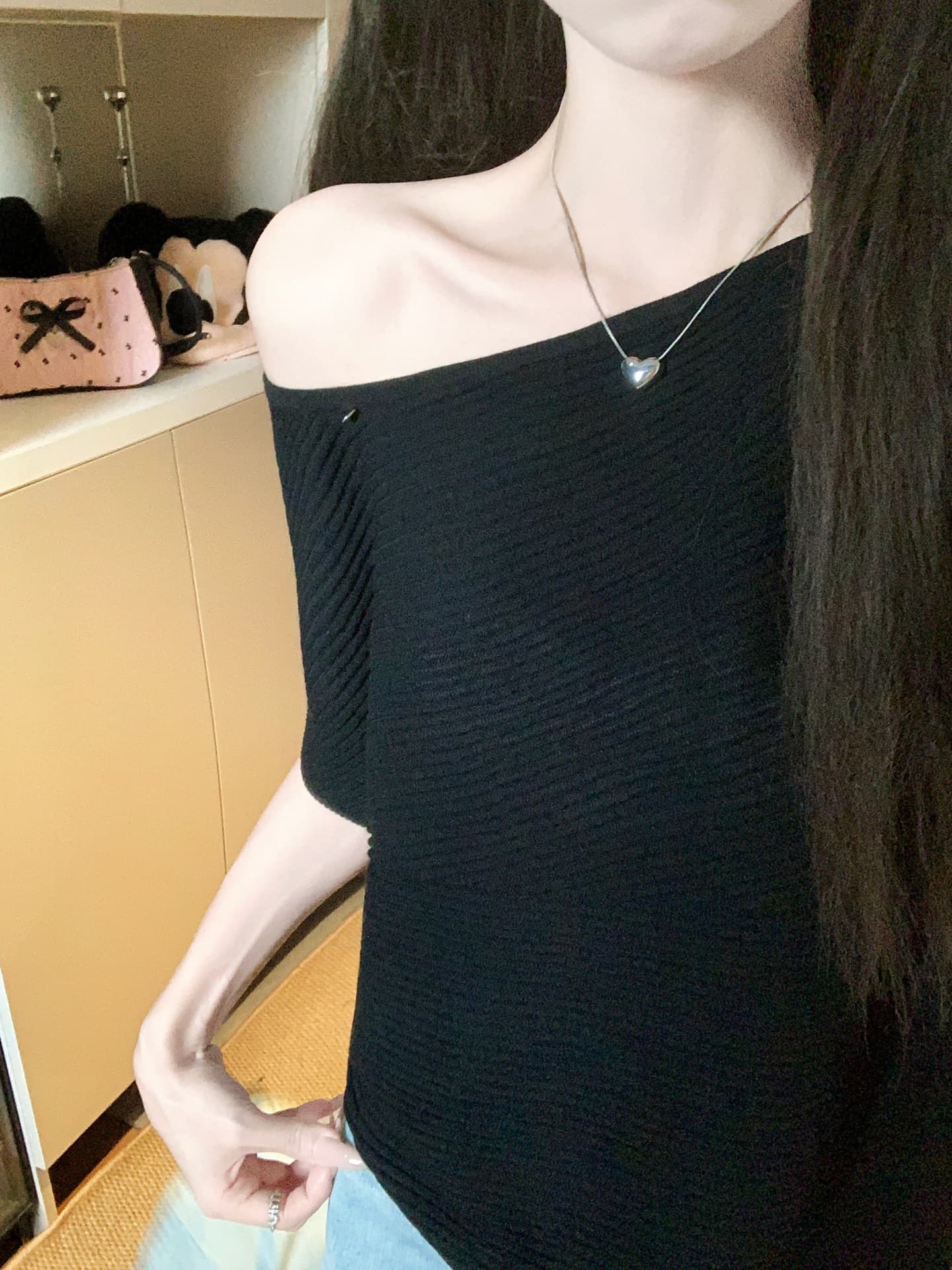 물건 가져 오기 ~까지 Daxi 하오 b03c 2026 년 여름 새로운 비스듬한 칼라 배트윙 소매 둘 착용 슬림해 보이는 니트 작은 셔츠 상세 이미지 20
