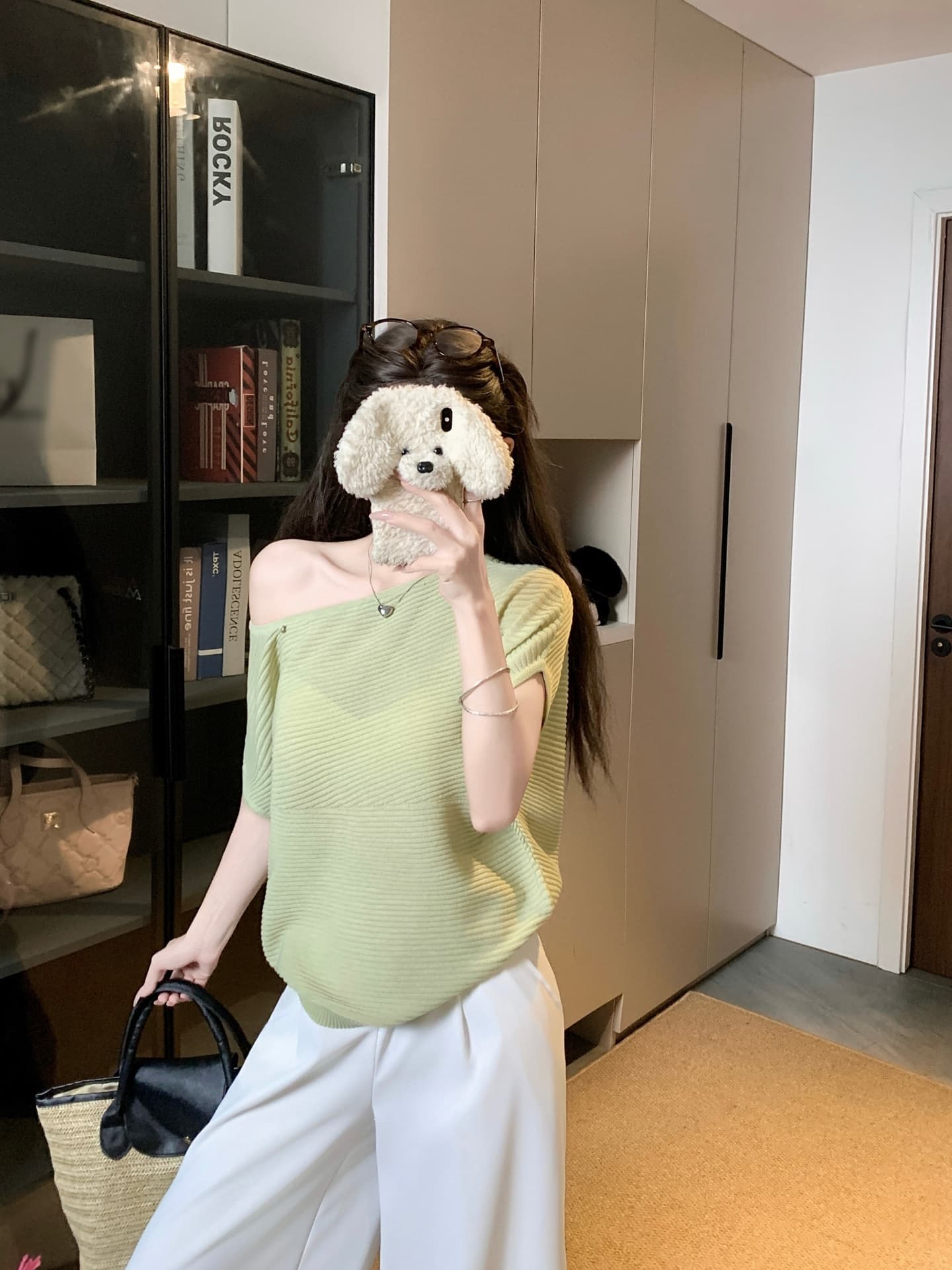 물건 가져 오기 ~까지 Daxi 하오 b03c 2026 년 여름 새로운 비스듬한 칼라 배트윙 소매 둘 착용 슬림해 보이는 니트 작은 셔츠 상세 이미지 26