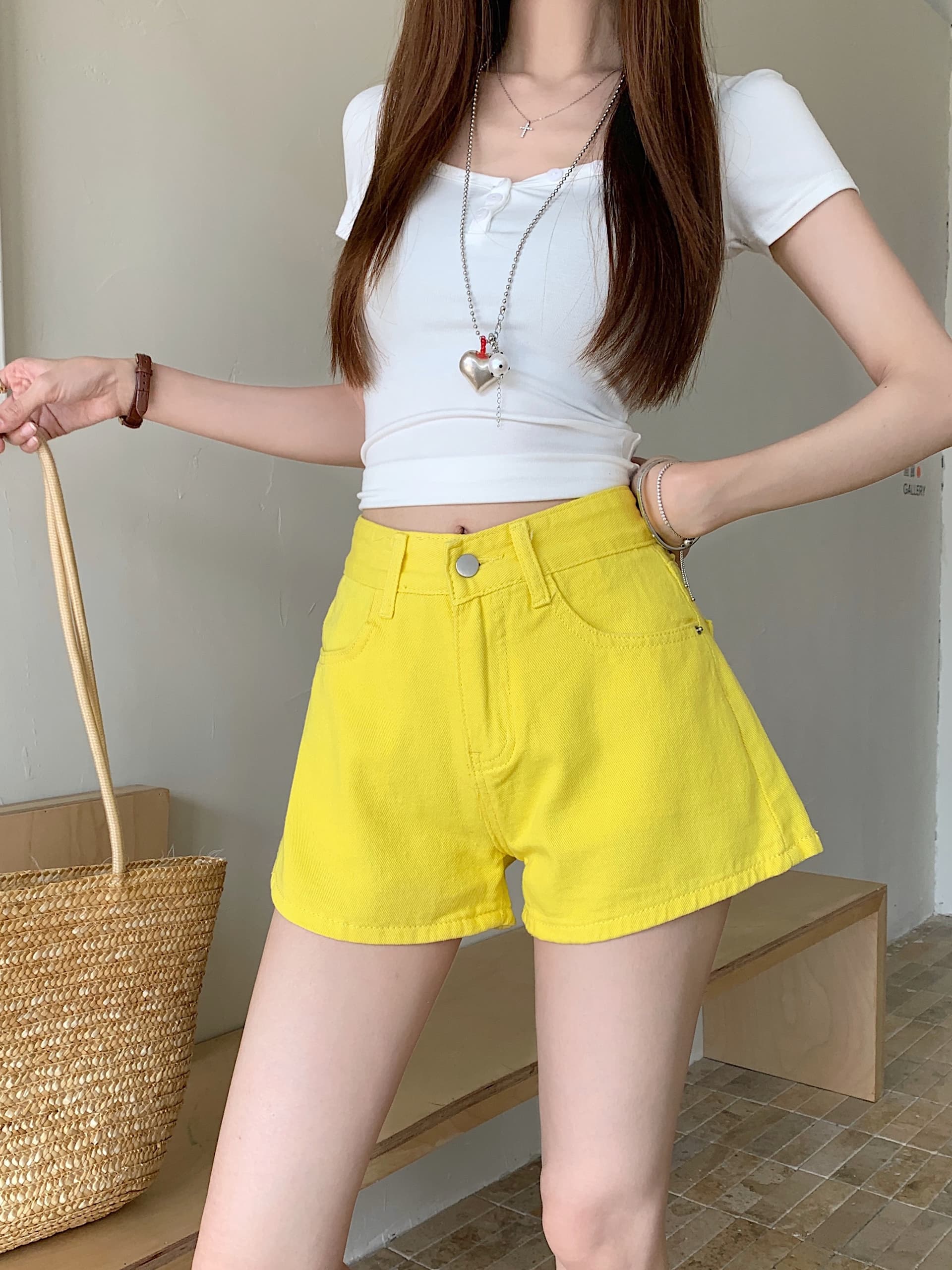실사 레몬 옐로우 데님 반바지 여성 여름 새로운 한국 스타일 하이웨이스트 넓은 다리 슬림해 보이는 다용도 핫 바지 한 마디 바지 상세 이미지 12