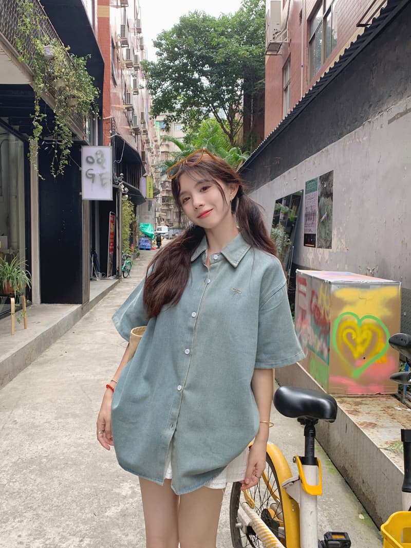 실사 정가 레트로 캐주얼 나비 매듭 자수 여성 셔츠 2026 새로운 POLO 칼라 5 점 소매 맨위 상세 이미지 1