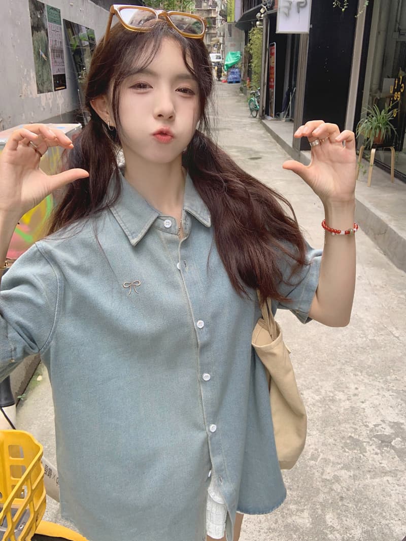 실사 정가 레트로 캐주얼 나비 매듭 자수 여성 셔츠 2026 새로운 POLO 칼라 5 점 소매 맨위 상세 이미지 6