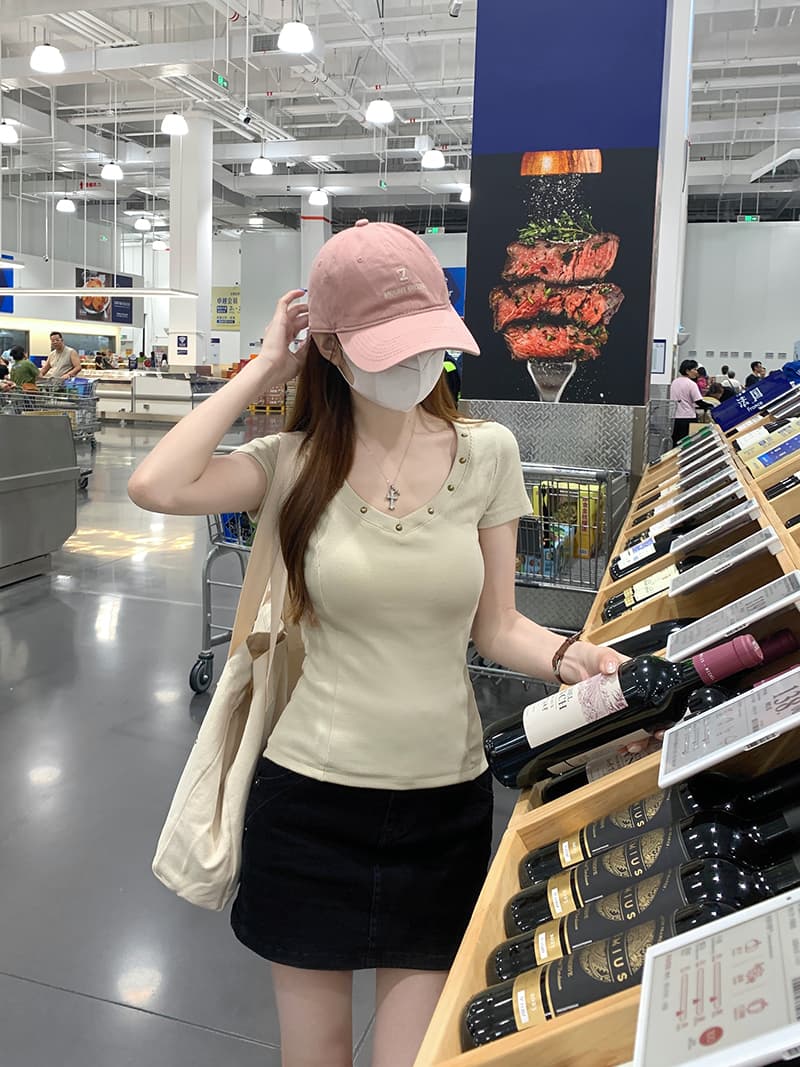 실사 정가 반팔 티셔츠 여성 의류 여름 새로운 몸매 가꾸기 슬림해 보이는 한 부서 디자인 센스 징 V넥 맨위 상세 이미지 7