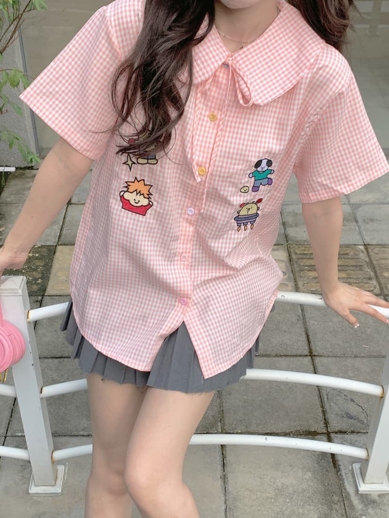 실사 정가 체크무늬 베이비 칼라 반팔 여성 셔츠 여름 Chic 자수 스트랩 일본식 달콤함 체크무늬 맨위 상세 이미지 4