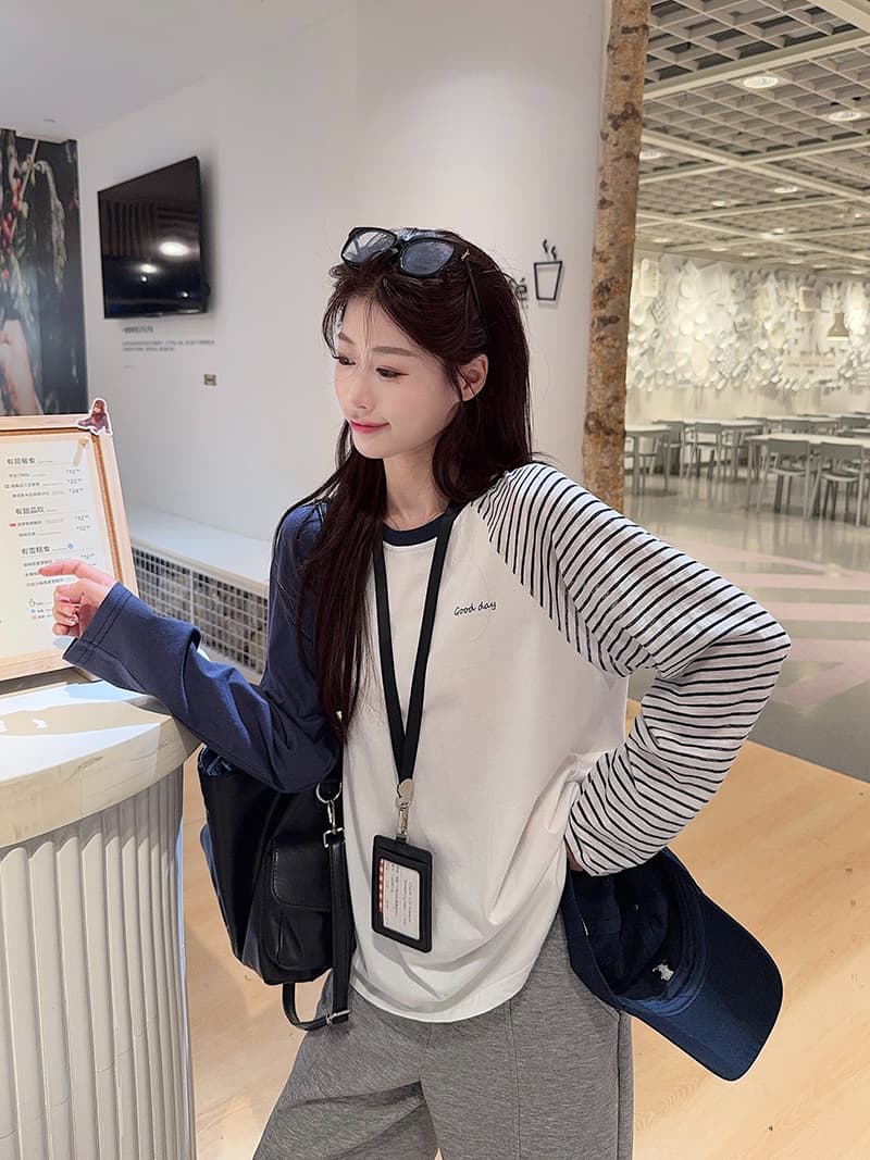실사 정가 순면 긴팔 티셔츠 기본 셔츠 여성 얇은 스타일 스트라이프 삽입 어깨 소매 가을 새로운 루즈핏 라운드 넥 맨위 상세 이미지 9