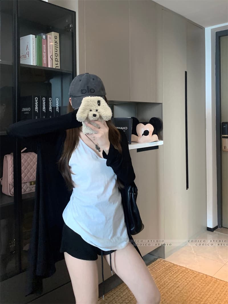 실사 정가 느긋한 바람 검정색 카디건 코트 인사이드 가져 가라. 슬립 여성 슬림해 보이는 3종 세트 이미지 2