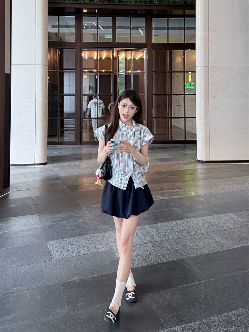 실사 정가 한 부서 학원 스타일 비스듬한 칼라 리본 반팔 여성 셔츠 슬림해 보이는 맨위 미니 스커트 투피스 세트 상세 이미지 16