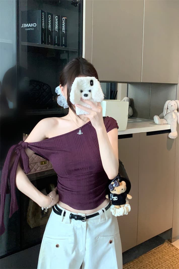 실사 정가 불규칙 비스듬한 어깨 반팔 티셔츠 여성 여름 새로운 몸매 가꾸기 슬림해 보이는 디자인 센스 오프숄더 맨위 이미지 5