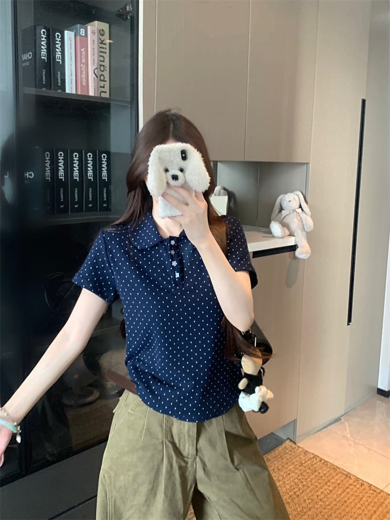 실사 정가 한 부서 달콤한 미적 감각 베이비 칼라 티셔츠 여름 여성 POLO 칼라 도트 무늬 별 버클 반팔 맨위 상세 이미지 4