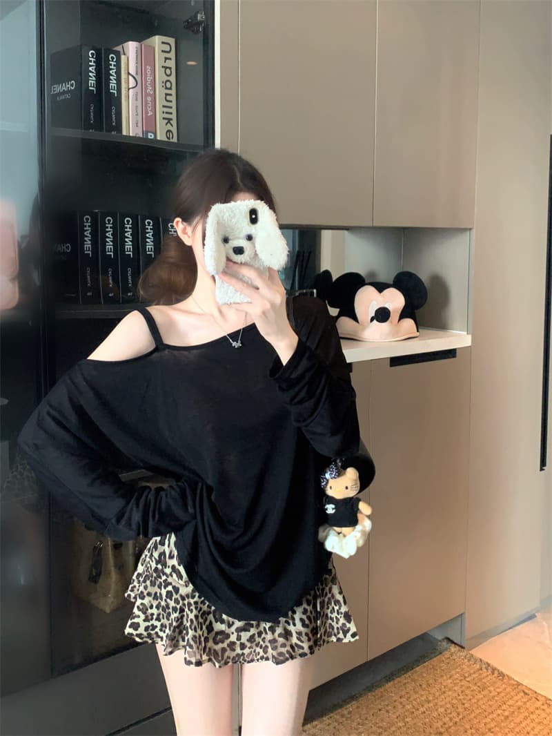 실사 정가 단색 비스듬한 칼라 오프숄더 긴팔 레오파드 무늬 반신 스커트 두 조각 여성 세트 상세 이미지 1