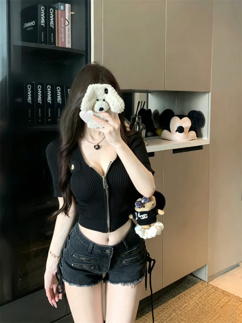 실사 정가 프랑스식 섹시함 핫걸 바람 u 칼라 반팔 니트 티셔츠 여성 지퍼 몸매 가꾸기 슬림해 보이는 쇼트 스타일 맨위 이미지 3