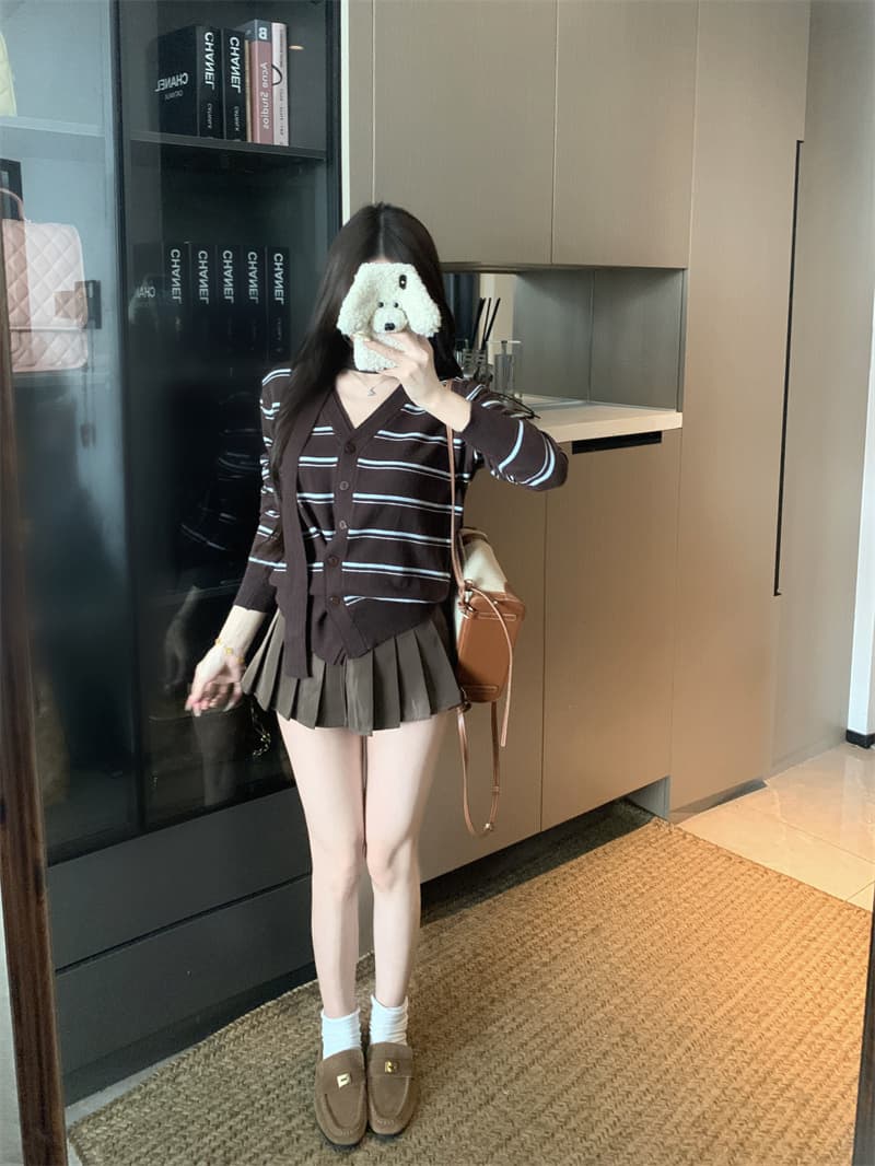 실사 정가 프랑스식 학원 스타일 레트로 스트라이프 행침 목 니트 오픈 가디건 여성 가을 미니멀리즘 V넥 긴팔 맨위 상세 이미지 8