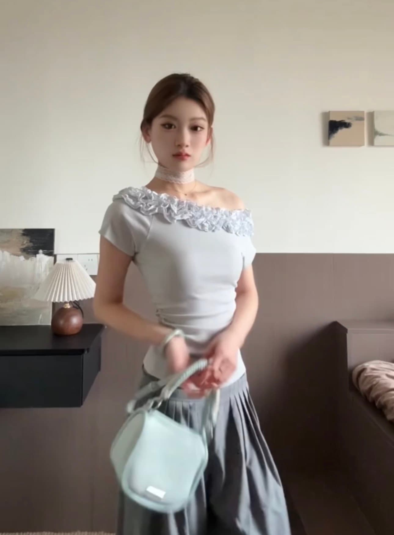 있음 선적 3 차원 꽃 비스듬한 어깨 티셔츠 이미지 3