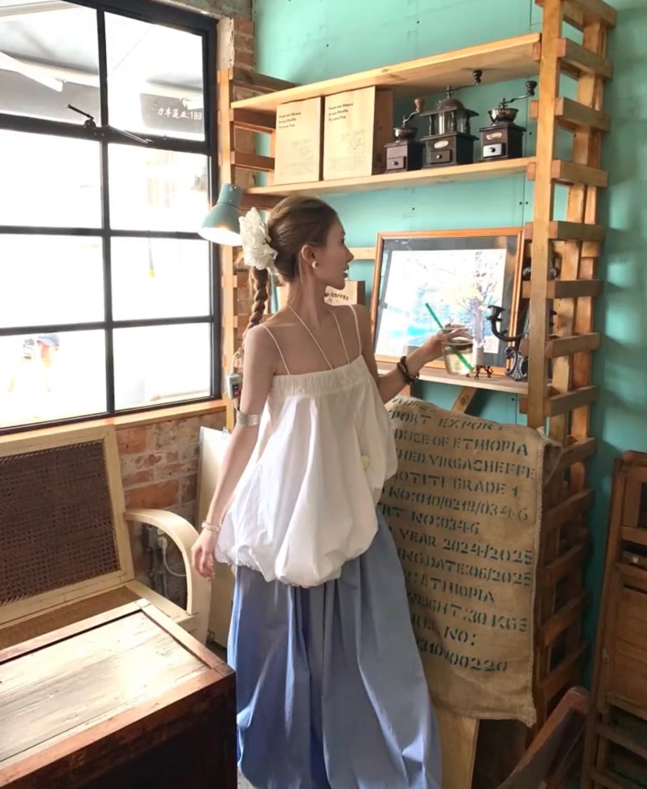 불규칙 꽃밭 종류 밑단 백리스 슬립 상세 이미지 3