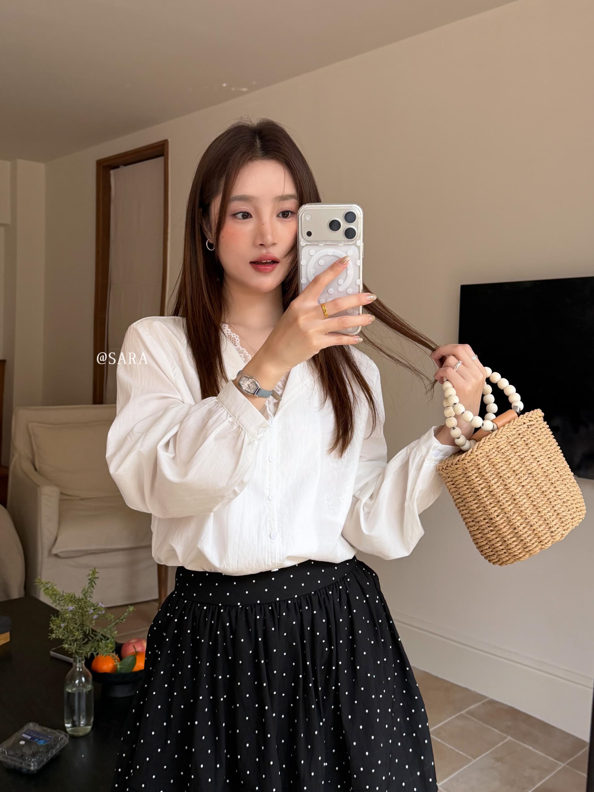 있음 선적 레이스 레이스 폴로 칼라 셔츠 이미지 4