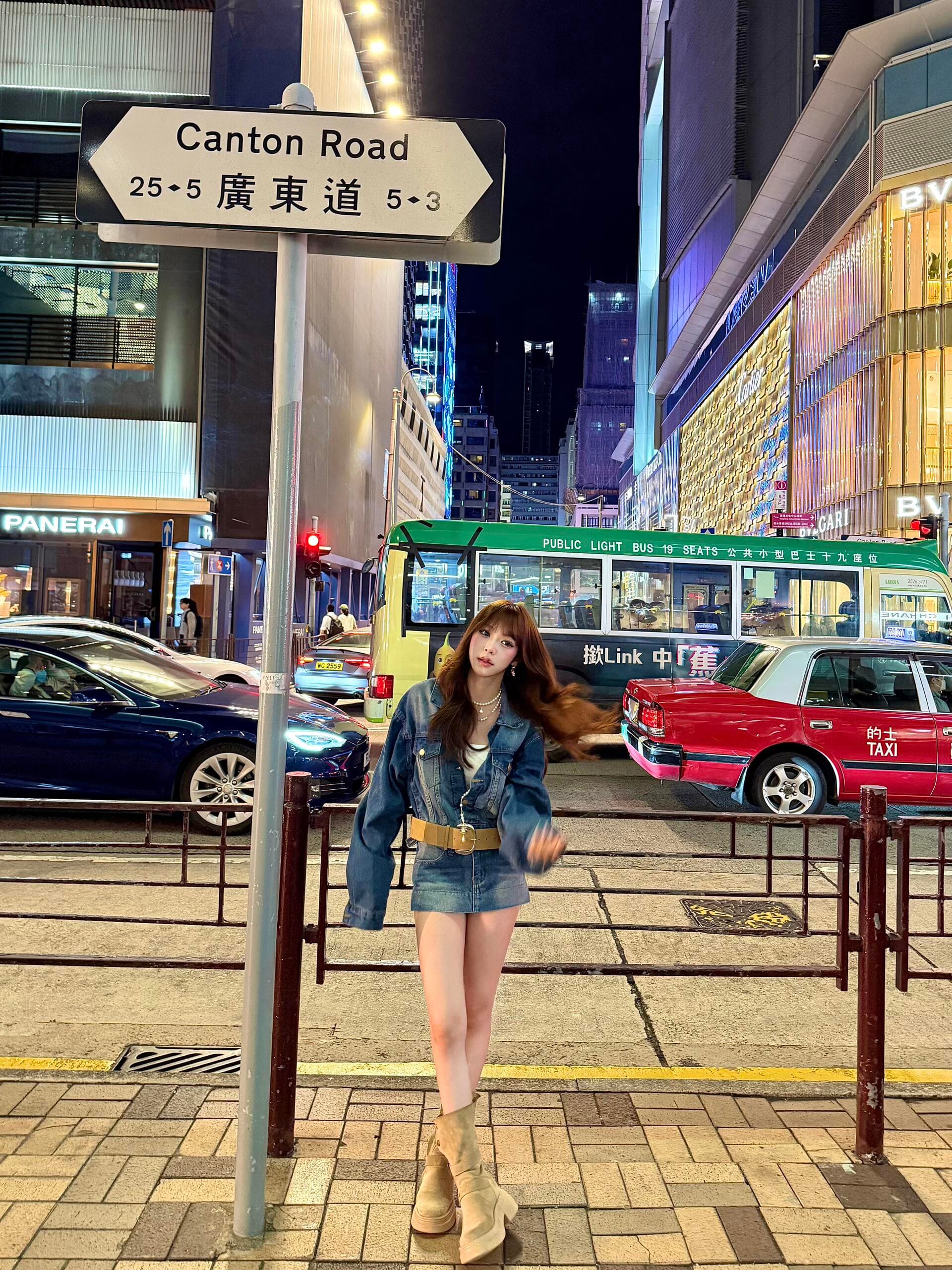 있음 선적 데님 세트 여성 2026 새로운 루즈핏 슬림해 보이는 재킷 순수한 욕망 로우 웨이스트 치마바지 세련된 투피스 세트 상세 이미지 10