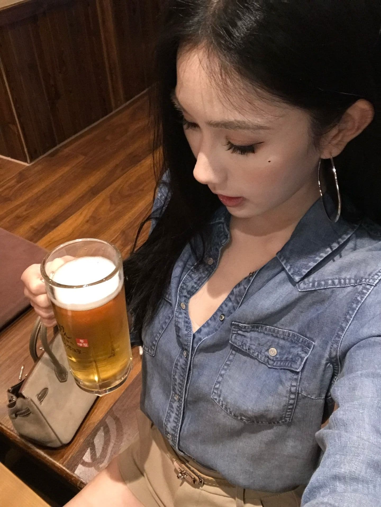 있음 선적 2026 봄 여름 새로운 주간 실크 라이 경기 서울 도루 센스 레트로 품격 슬림해 보이는 데님 셔츠 긴팔 여성 상세 이미지 15