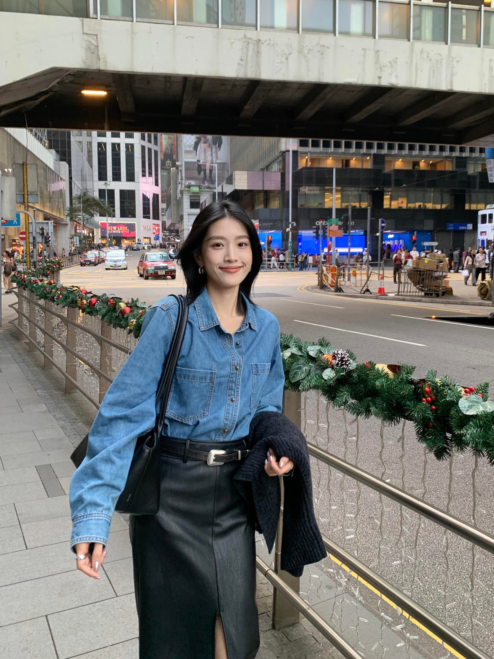 있음 선적 면 100% 질감 데님 여성 셔츠 봄 가을 캐주얼 루즈핏 긴팔 셔츠 재킷 파란색 맨위 상세 이미지 11