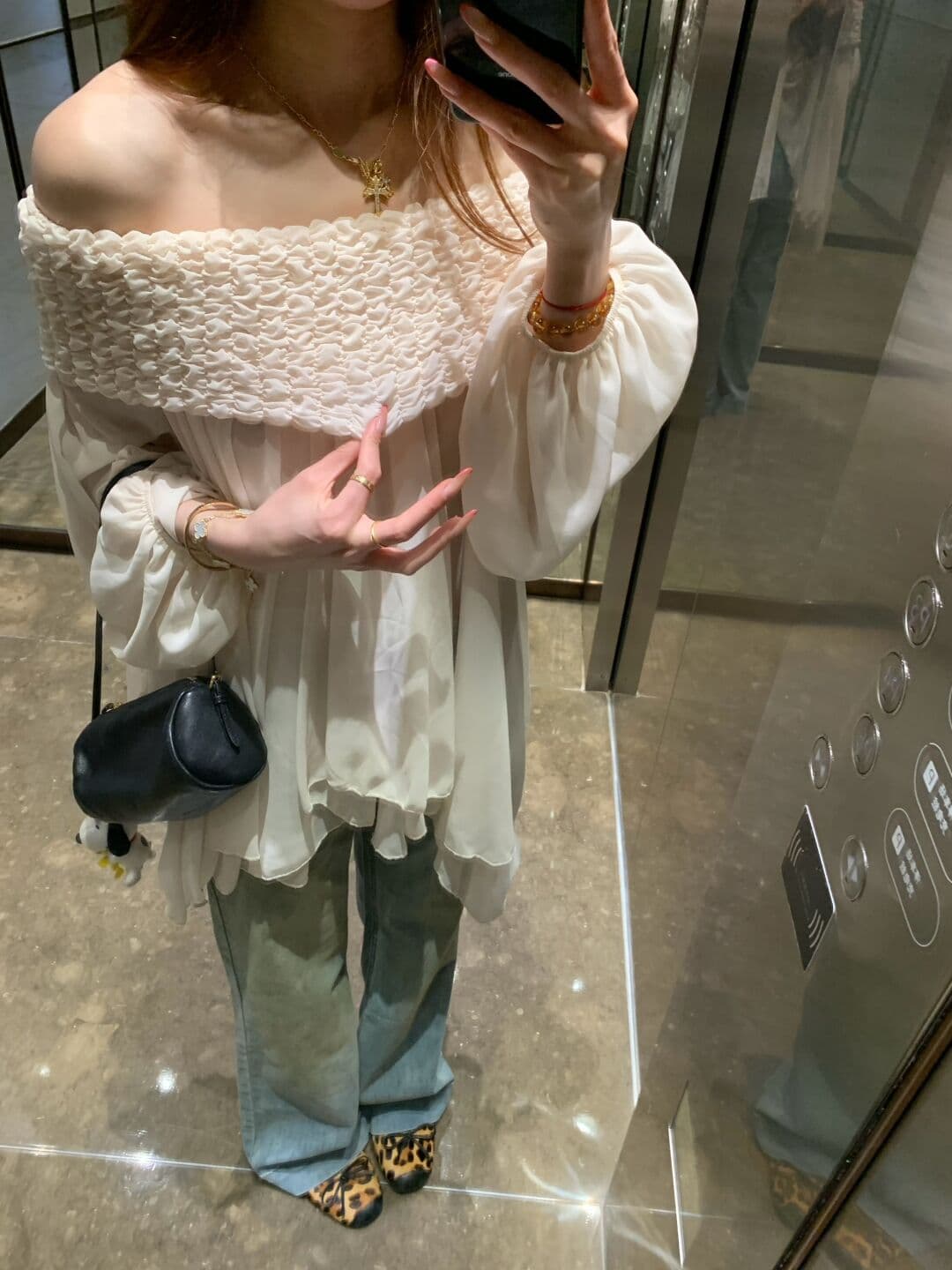 있음 선적 프릴 연인 디자인 센스 요정 달콤함 무거운 작업 주름 보트넥 오프숄더 쉬폰 블라우스 맨위 상세 이미지 11