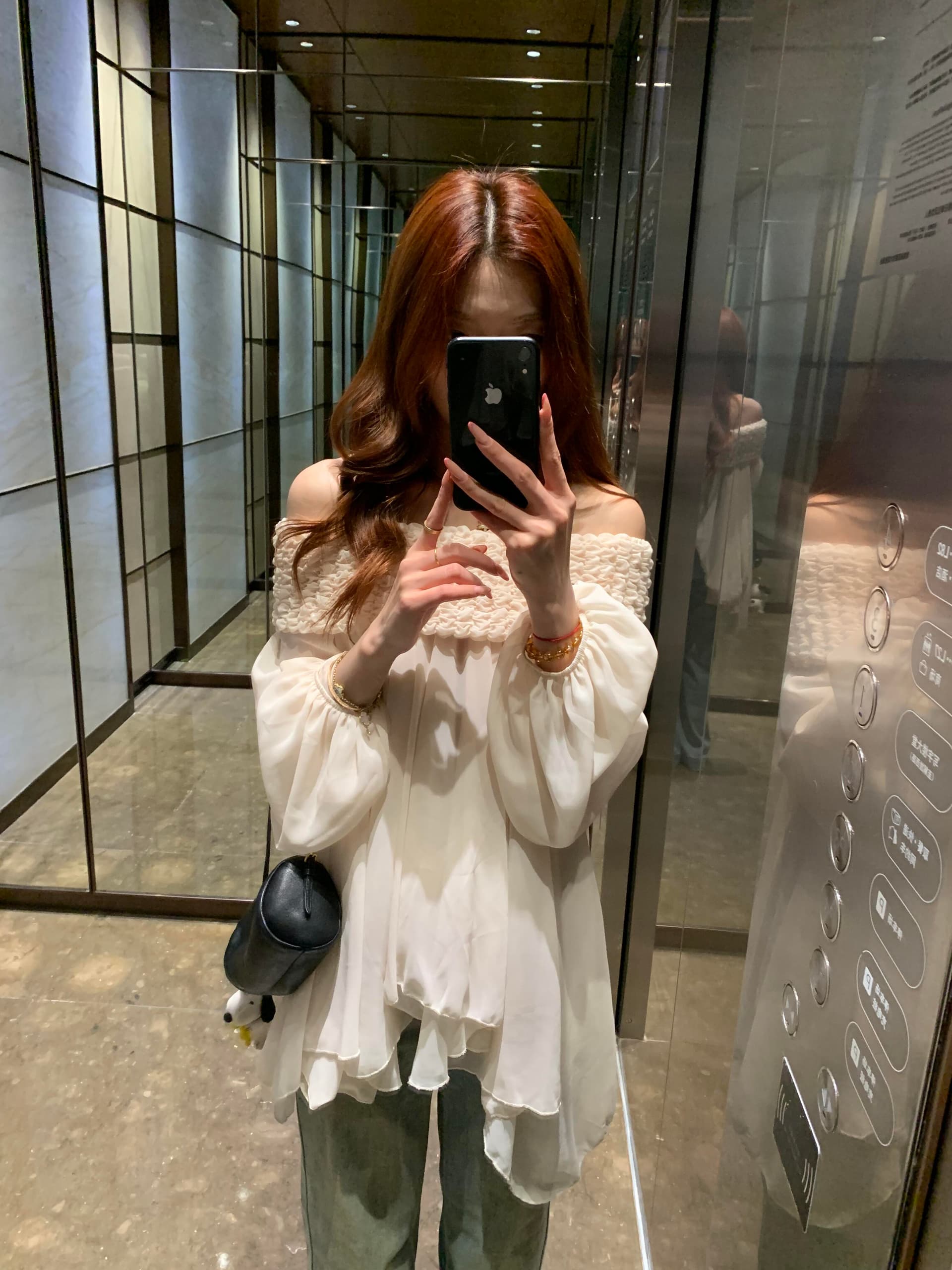 있음 선적 프릴 연인 디자인 센스 요정 달콤함 무거운 작업 주름 보트넥 오프숄더 쉬폰 블라우스 맨위 상세 이미지 24