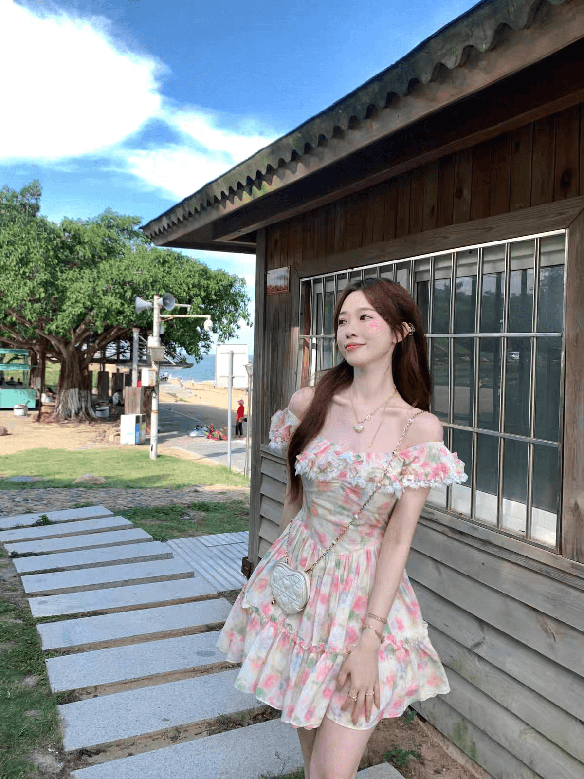 있음 선적 해변가 휴가 프랑스식 품격 여성 드레스 여름 부드러운 Chic 작은 날다 소매 꽃무늬 요정 치마 이미지 3