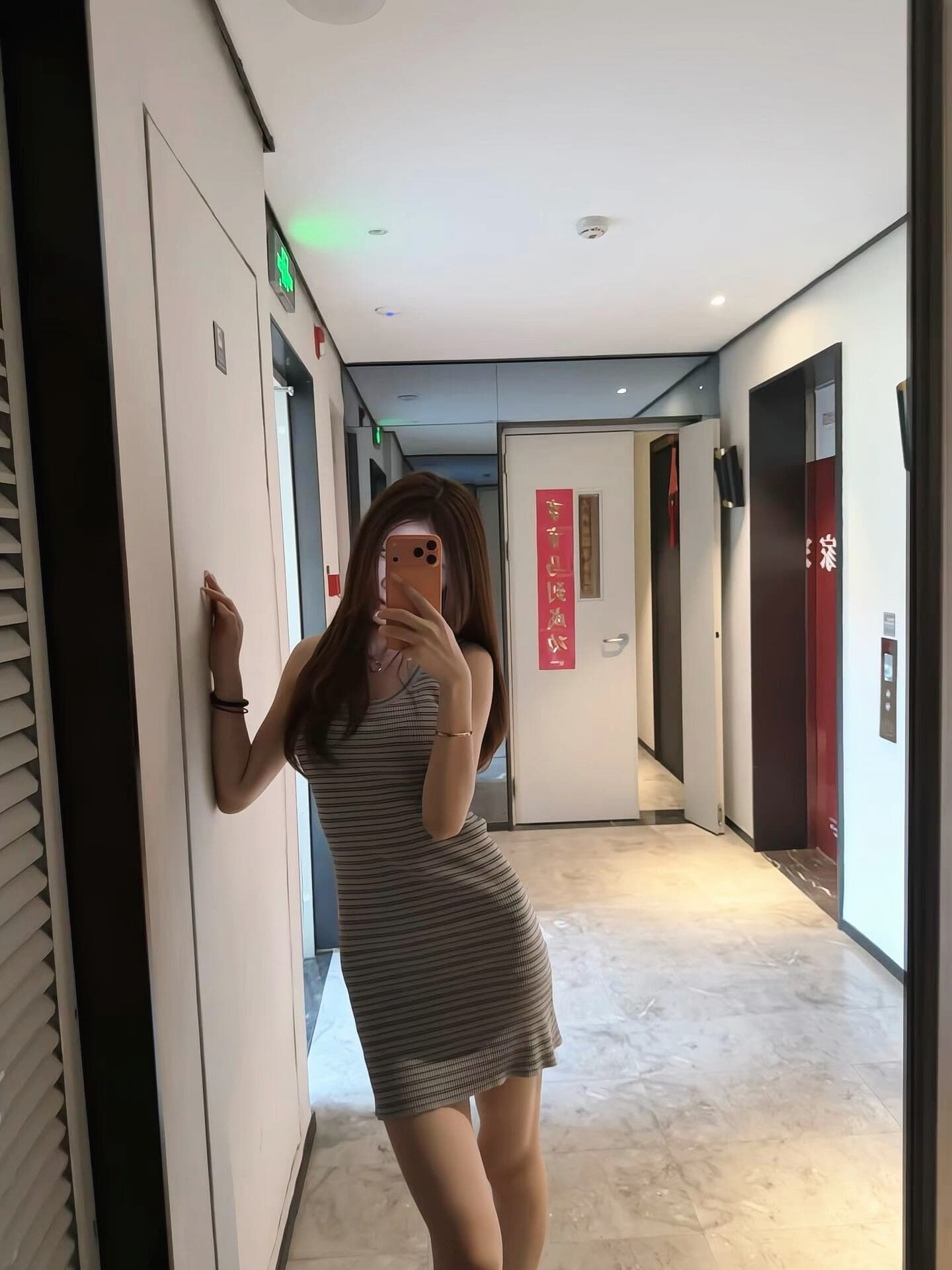 있음 선적 로얄 자매 작은 대중 이리저리 떠다니다 번쩍였다 조각 u 칼라 허리 수축 슬림해 보이는 천 골드 센스 착용 가져 가라. 스트라이프 순수한 욕망 여성 드레스 상세 이미지 19