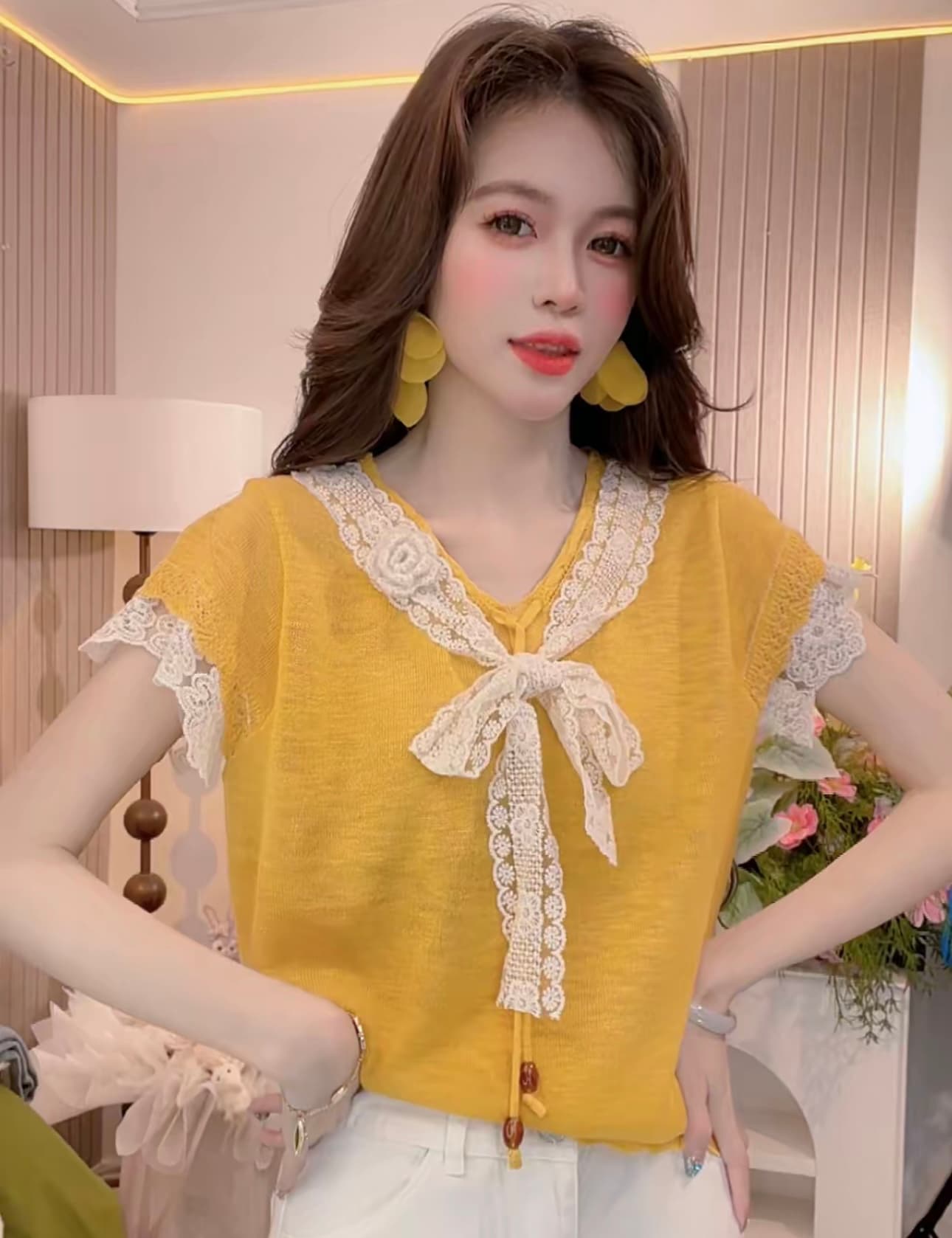 2026 년 품격 패치워크 레이스 반팔 슬림해 보이는 다용도 여름 루즈핏 단색 품격 패션 상세 이미지 2