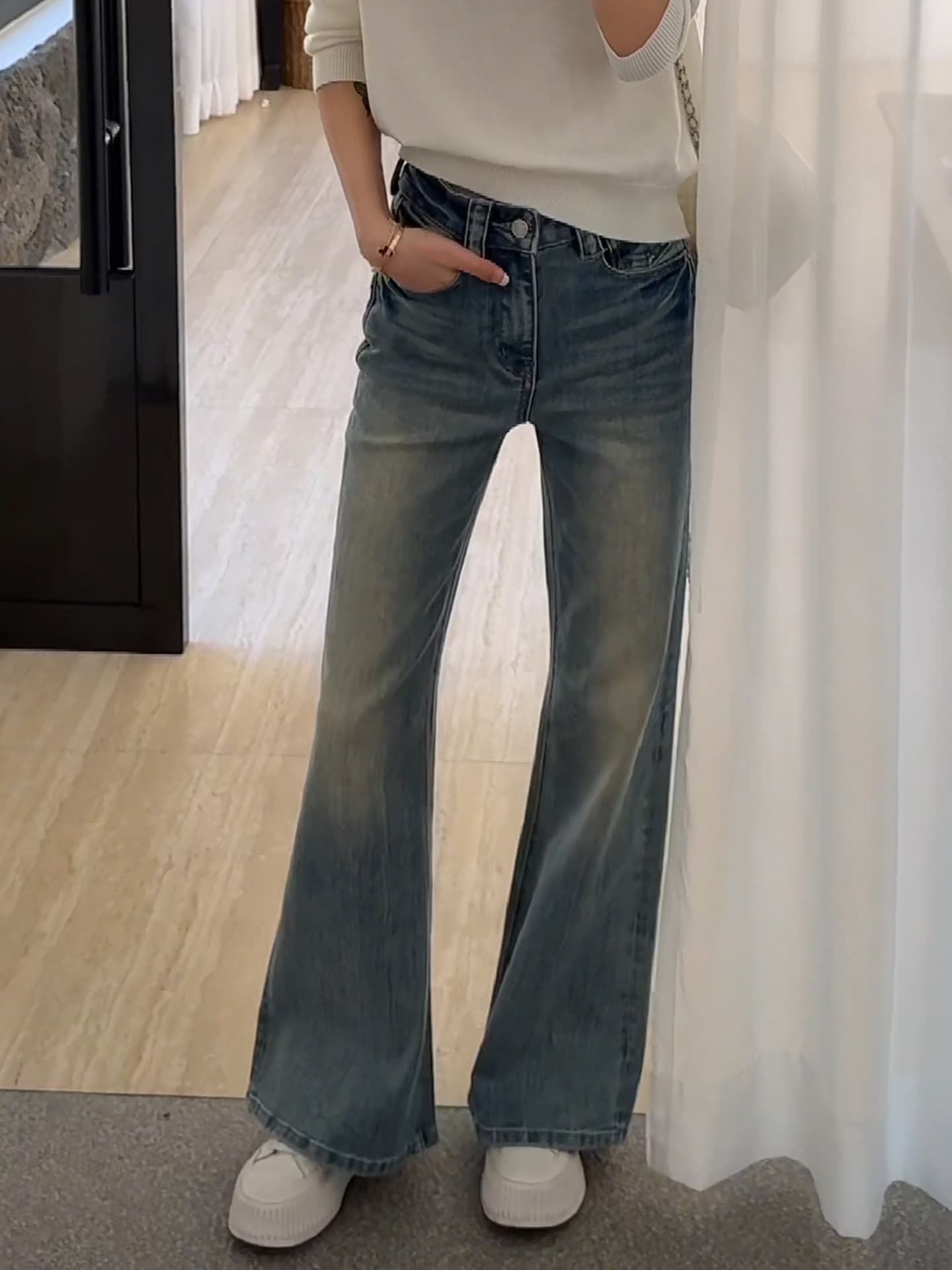 워싱 레트로 플립 커버 주머니 부츠컷 청바지 여성 2026 봄 새로운 아니요 막대기 다리 하이웨이스트 스트레이트 나팔 바지 상세 이미지 3